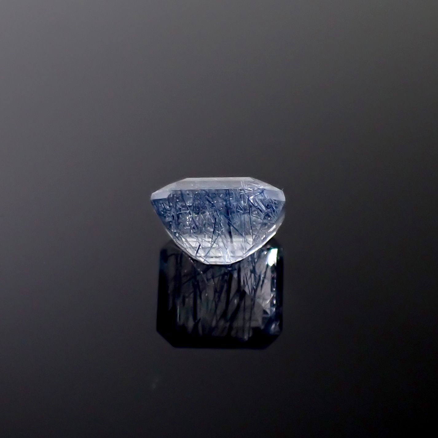 誠実 インディゴライトインクォーツ ブラジル産 3.30ct [241229598 置物