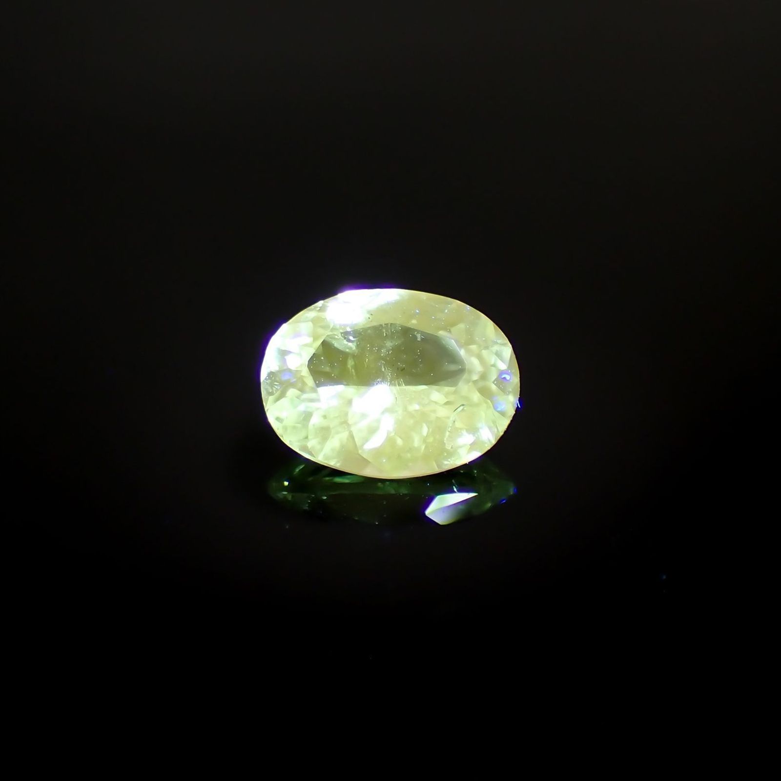 バナジウムコーネルピン(宝石名コーネルピン)タンザニア・タンガ州産 識別済 0.80ct / 6.8x5.1mm前後 [220115632]