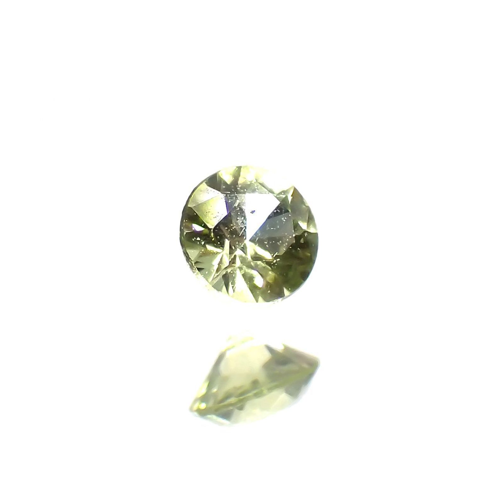 パラサイティックペリドット(宝石名ペリドット)採取地：ロシア 0.059ct 識別済[220616236]2.4x2.4mm前後