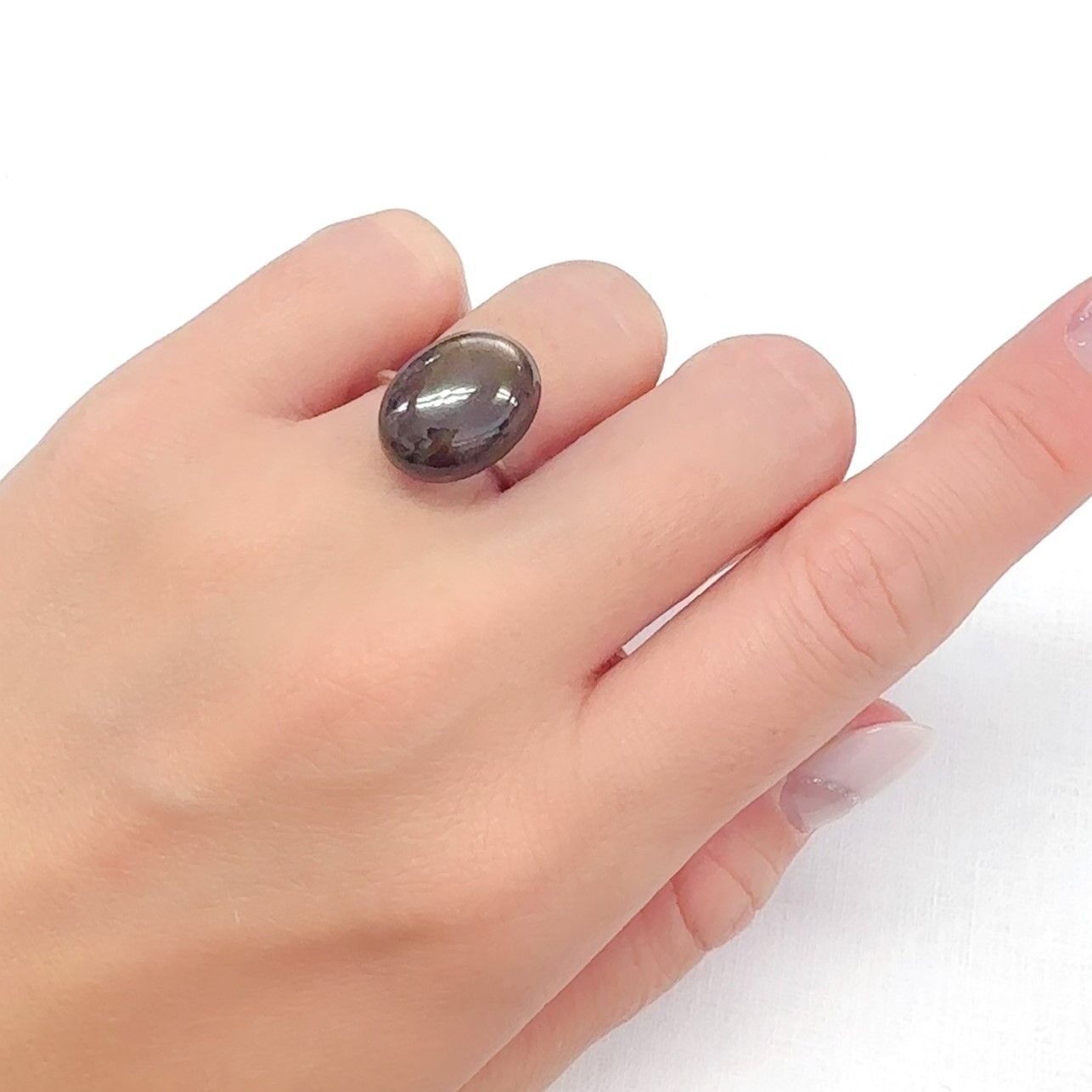 ゴールドシーンスターサファイア ケニア産 12.26ct[240527494]16x12.1mm前後