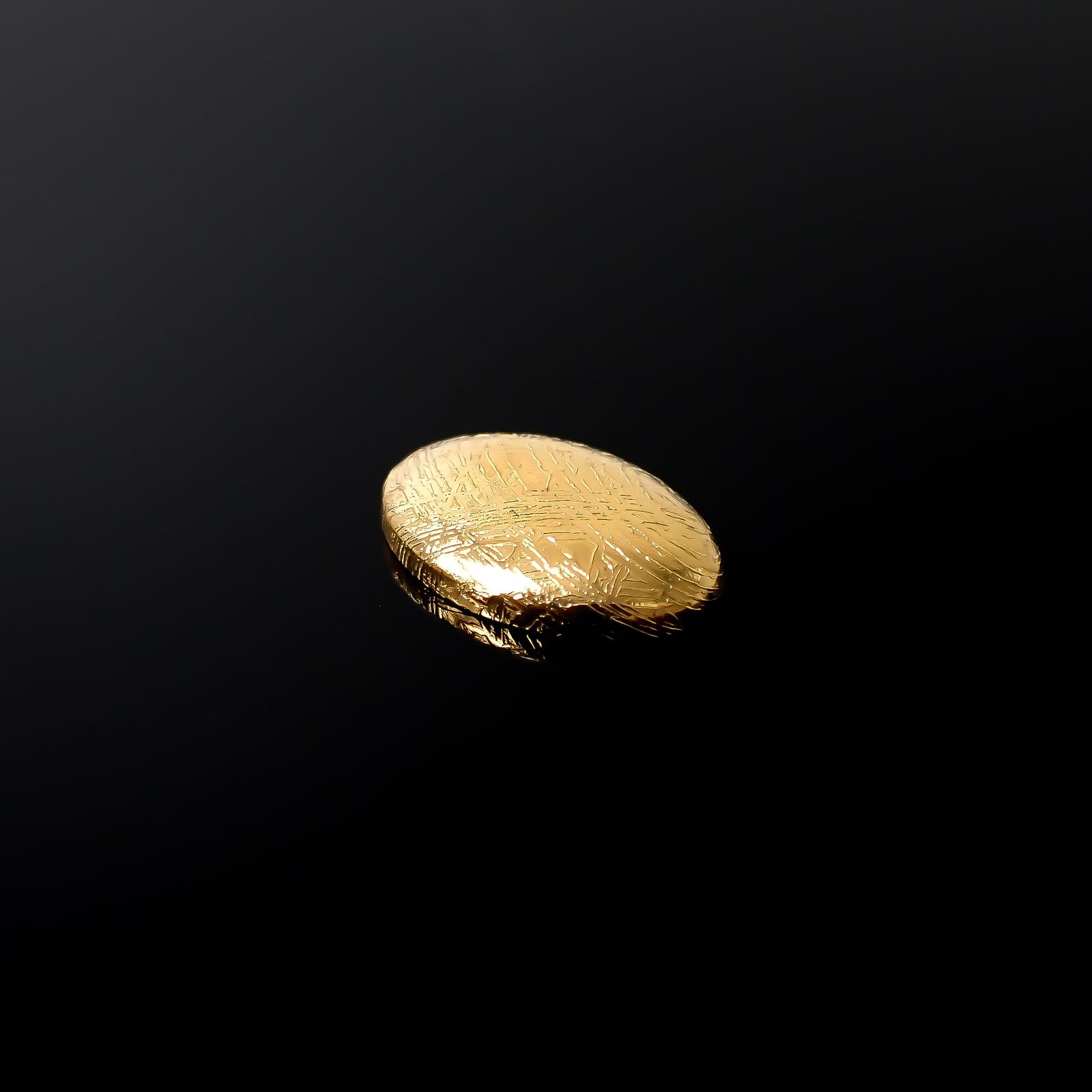 ムオニナルスタ隕石 発見地:スウェーデン 12.60ct[240125816]15.7x11.8mm前後
