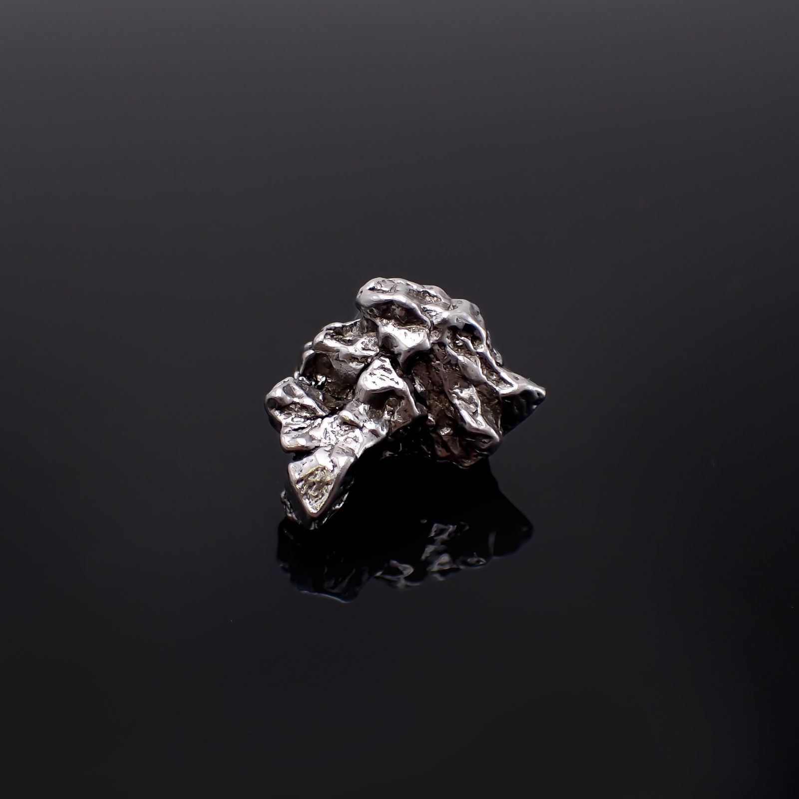 カンポ・デル・シエロ隕石 原石 発見地:アルゼンチン 113.60ct[240125511]23x16.9mm前後