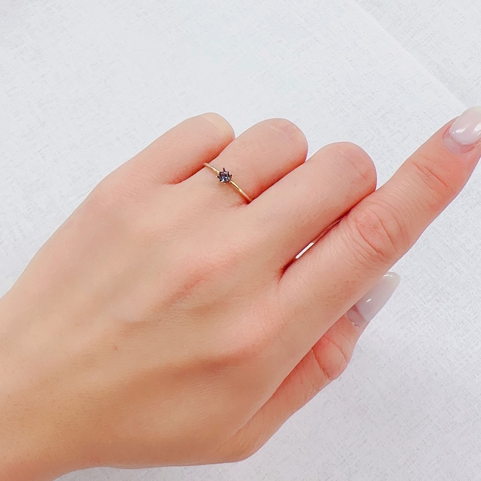 ◇プリンセスカット◇カラーチェンジガーネット アレキタイプ マダガスカル・ベキリー産 0.093ct[230119888]2.5x2.4mm前後