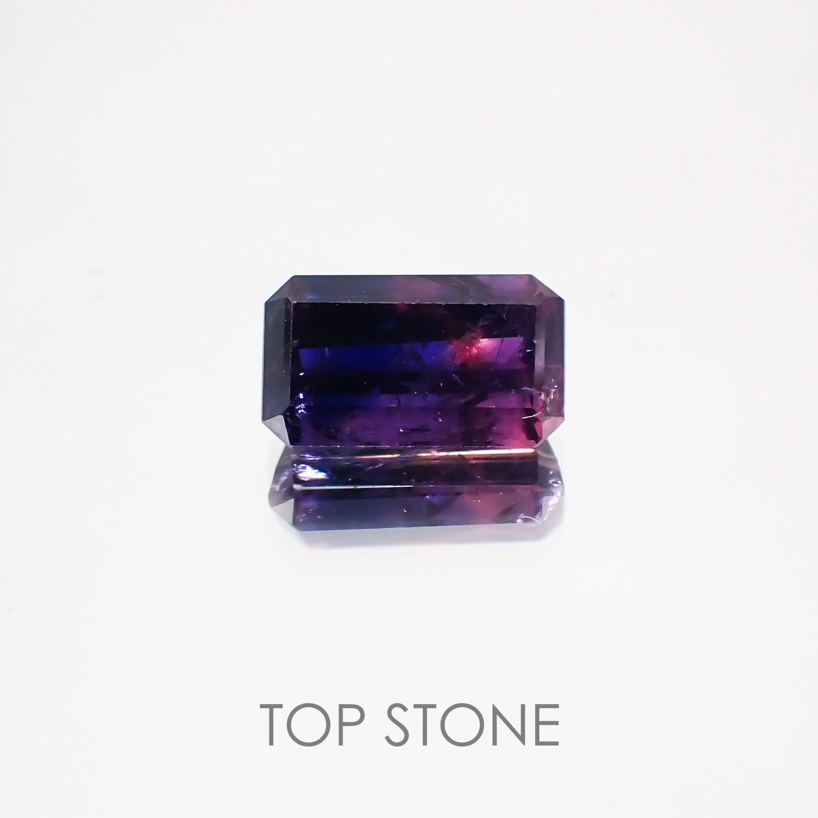 パーティカラーサファイア 非加熱(宝石名パーティカラード・サファイア) タンザニア産 1.508ct ソ付(彩珠)[210710612]7.8×4.6mm前後