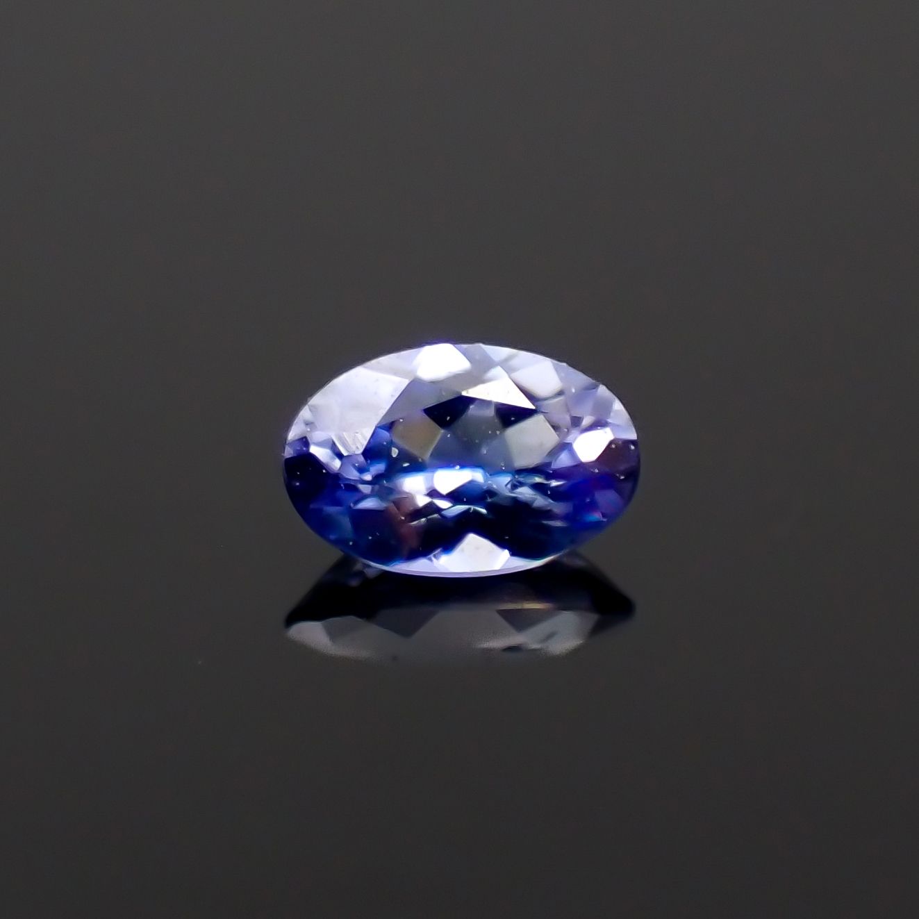 ベニトアイト アメリカ・カリフォルニア州産 0.070ct[230823203]3.1x2mm前後