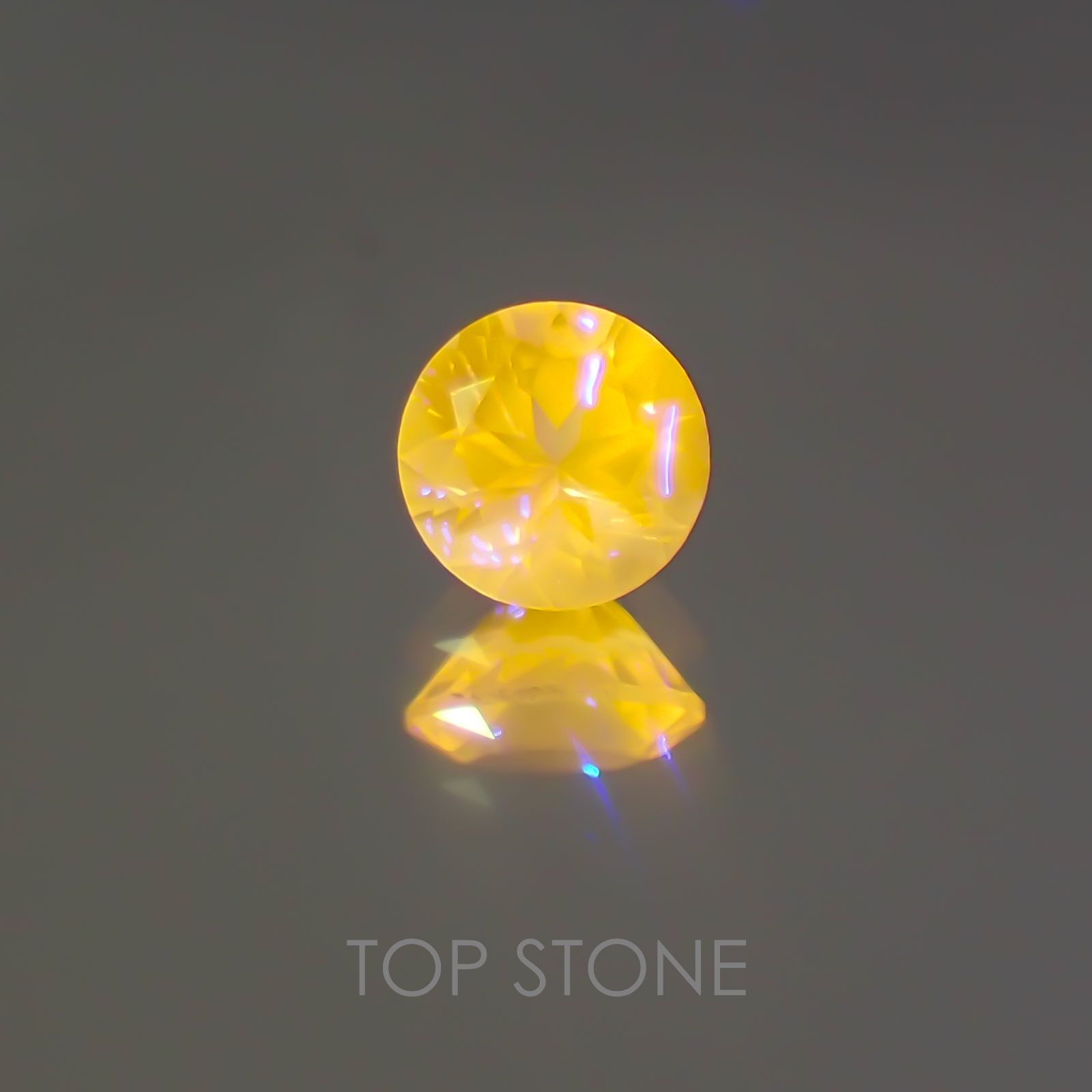 パープルスキャポライト(マリアライト) スリランカ産 ルース 0.13ct[21049566]3.7×3.7mm前後
