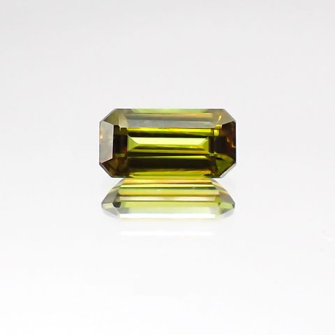 スフェーン(宝石名スフェーン)パキスタン産 0.48ct 識別済[231124248]6.4x3.2mm前後