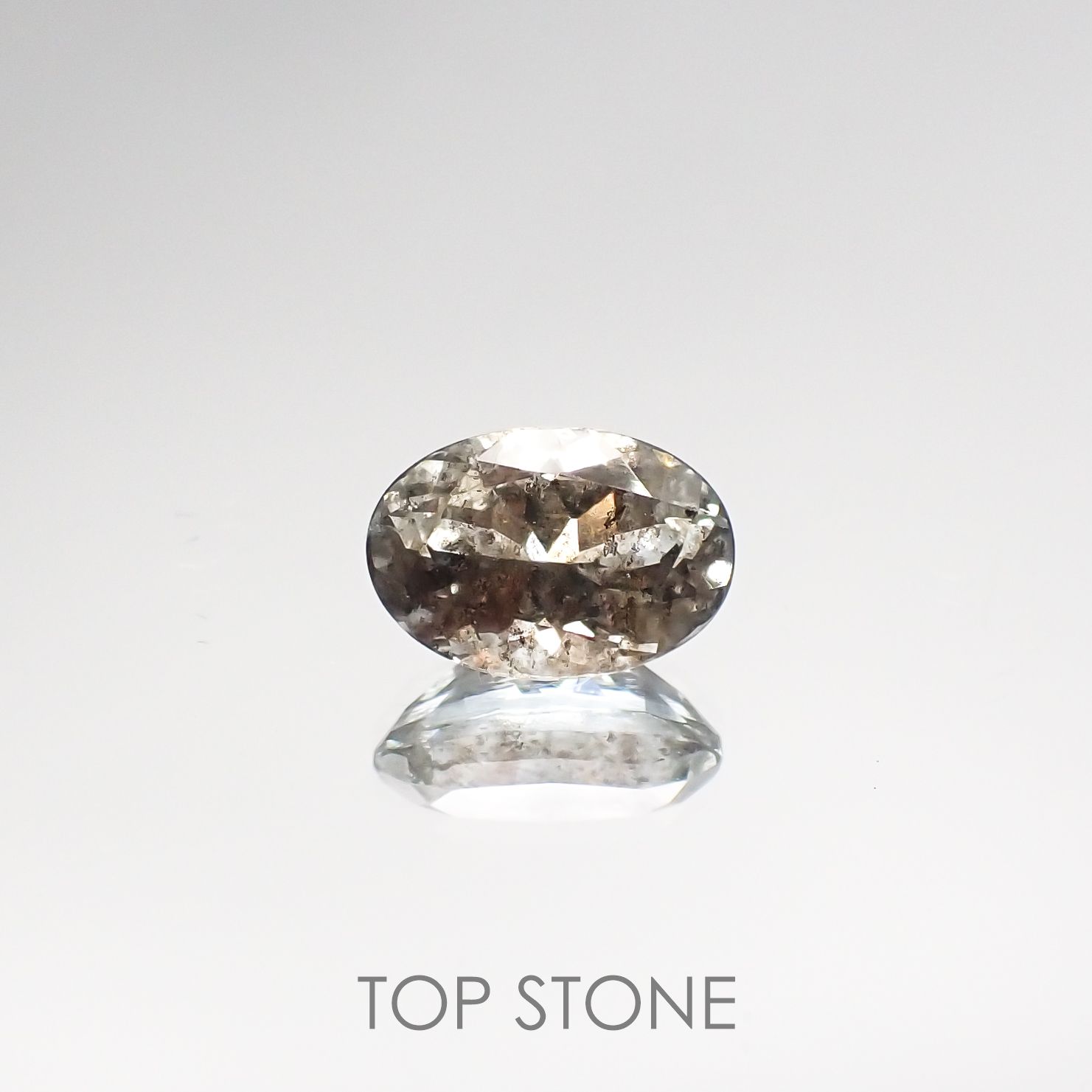 アベンチュリンアクアマリン(宝石名アクアマリン) ナイジェリア産 1.54ct 識別済[210712979]8.9×6.1mm前後