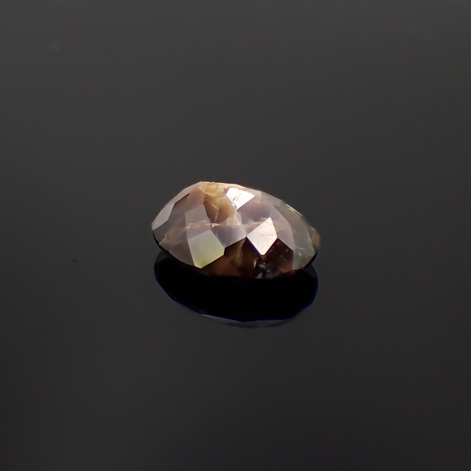 ゴールドシーンサファイア非加熱 ケニア産 7.09ct[230321337]13x10.2mm前後