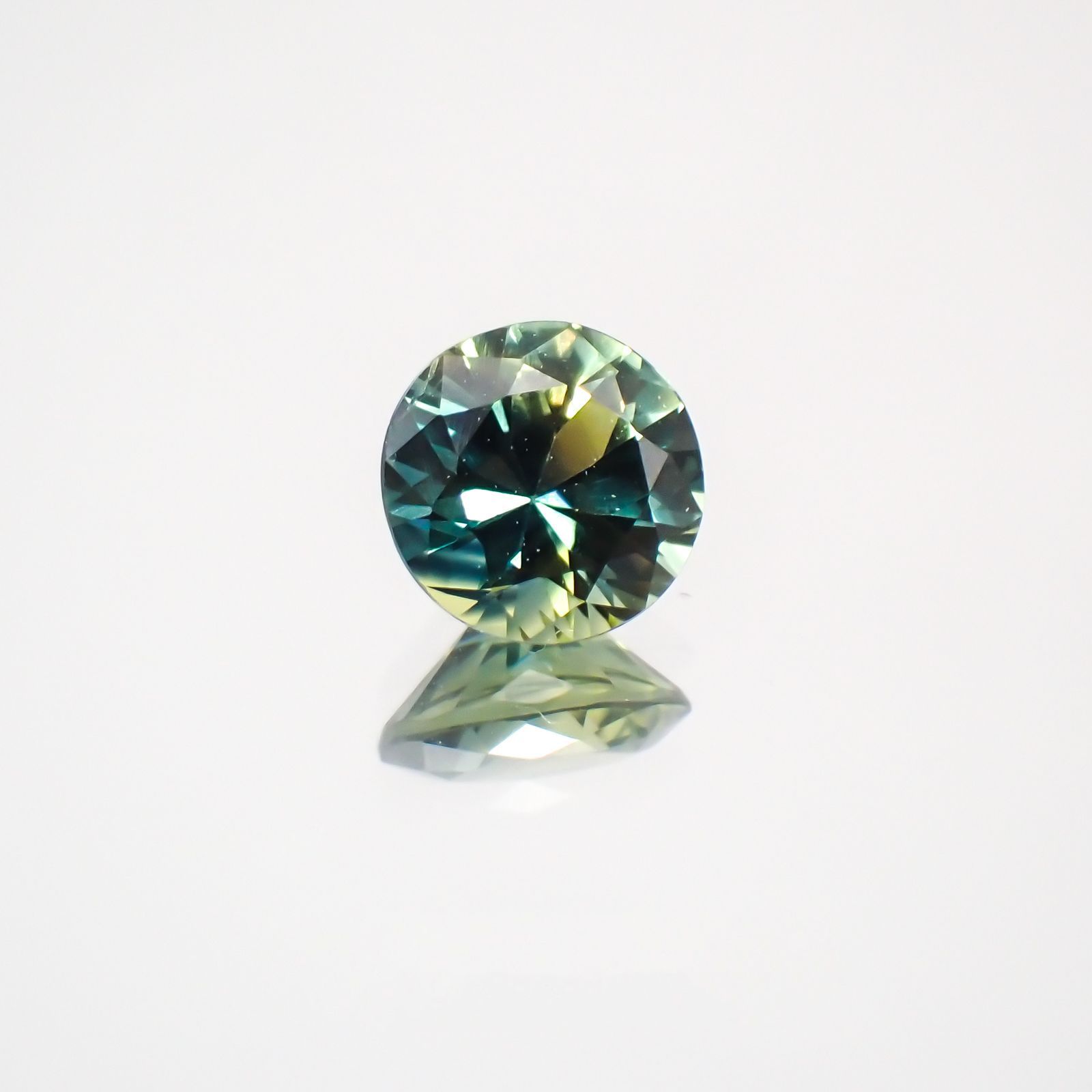 モンタナサファイア アメリカ産 ルース 0.51ct[210410619]4.8×4.8mm前後