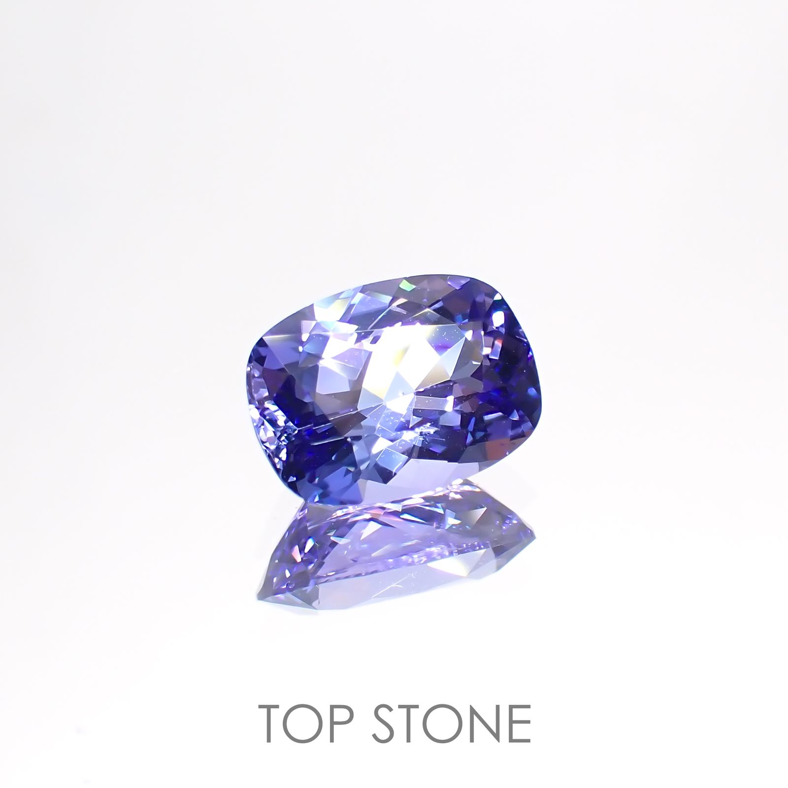 タンザナイト(宝石名タンザナイト) タンザニア産 2.042ct ソ付(彩珠)[21018265]9.2×6.8mm前後
