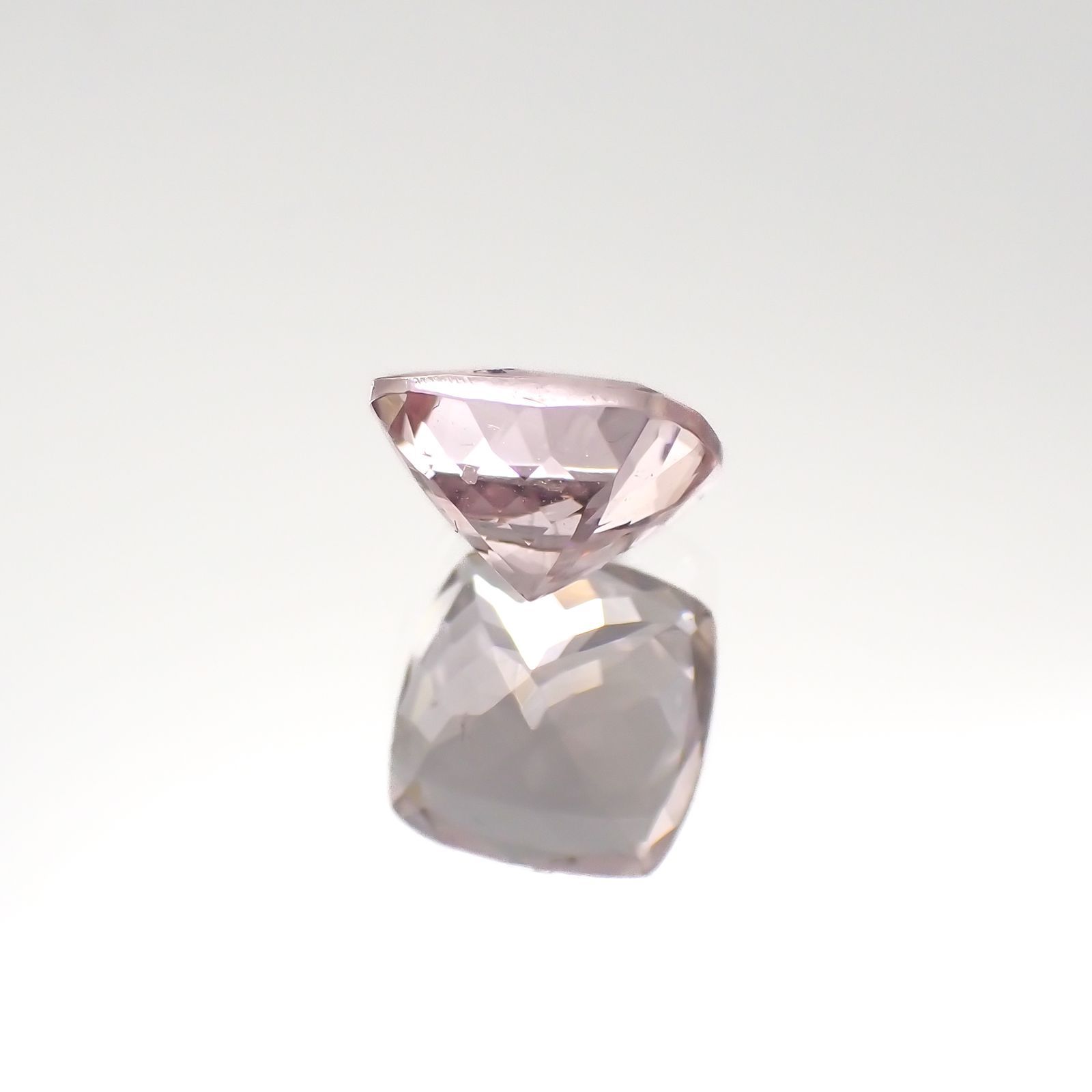 モルガナイト(宝石名モルガナイト)ナイジェリア産 1.25ct 識別済[220717068]7.1x7.1mm前後