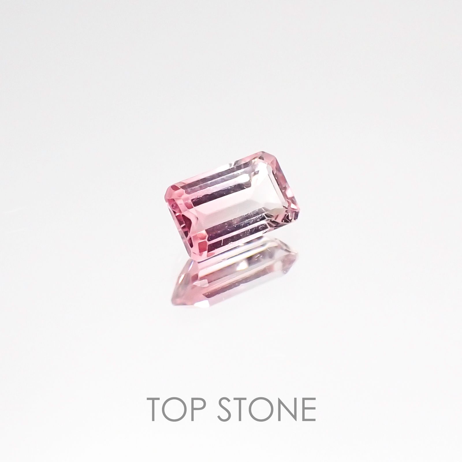 バイカラートルマリン(宝石名バイカラー・トルマリン) ブラジル産 0.32ct 識別済[20107130]5.1×3.2mm前後