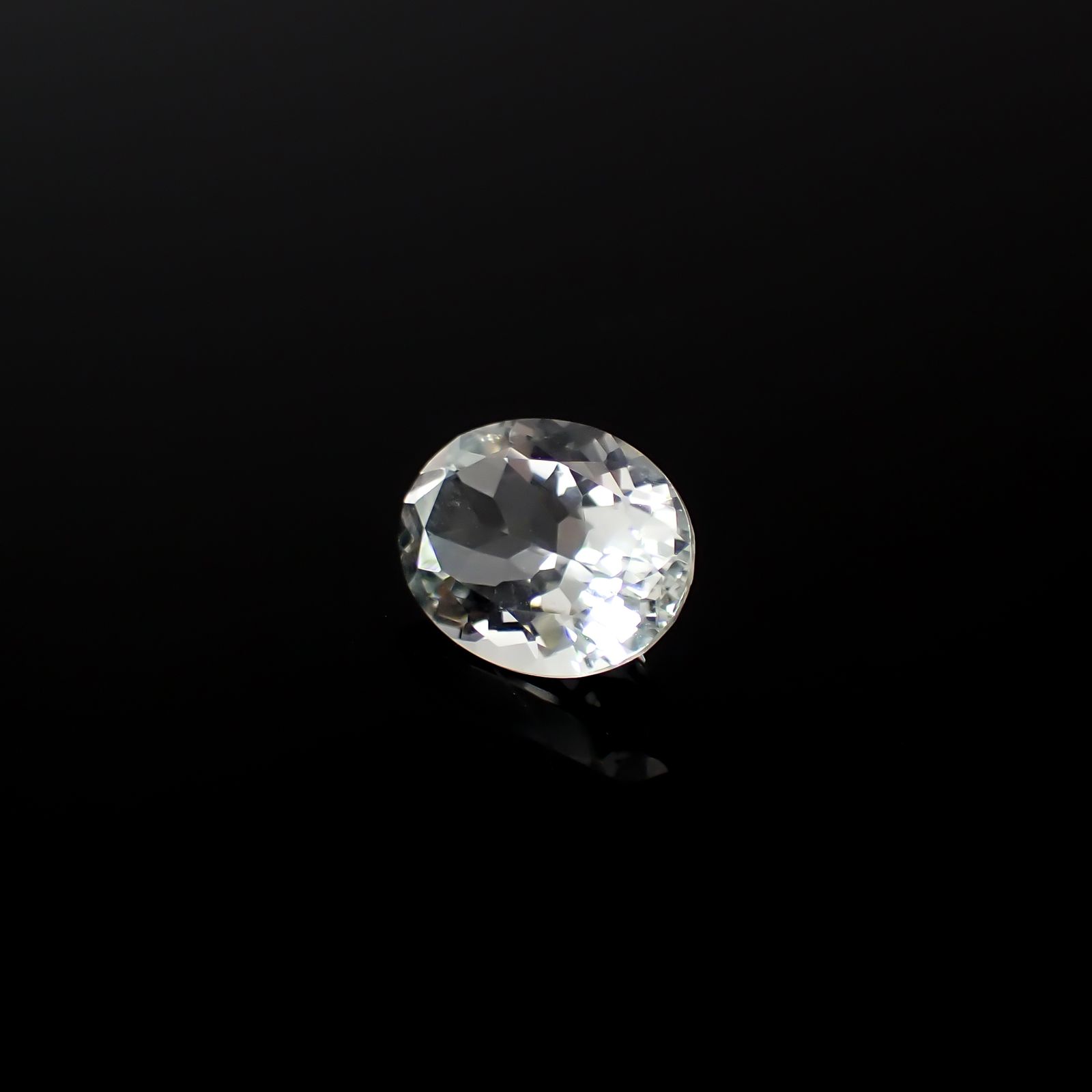 ゴッシェナイト パキスタン・ヒマラヤ産 2.31ct[240527463]10.1x8mm前後
