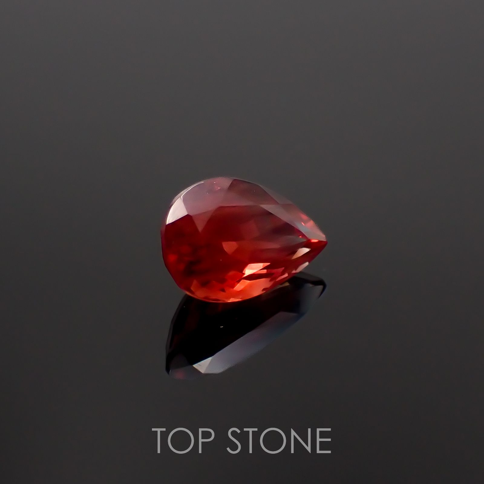 オレゴンサンストーン アメリカ・オレゴン州産 1.85ct[230119982]10.3x6.6mm前後