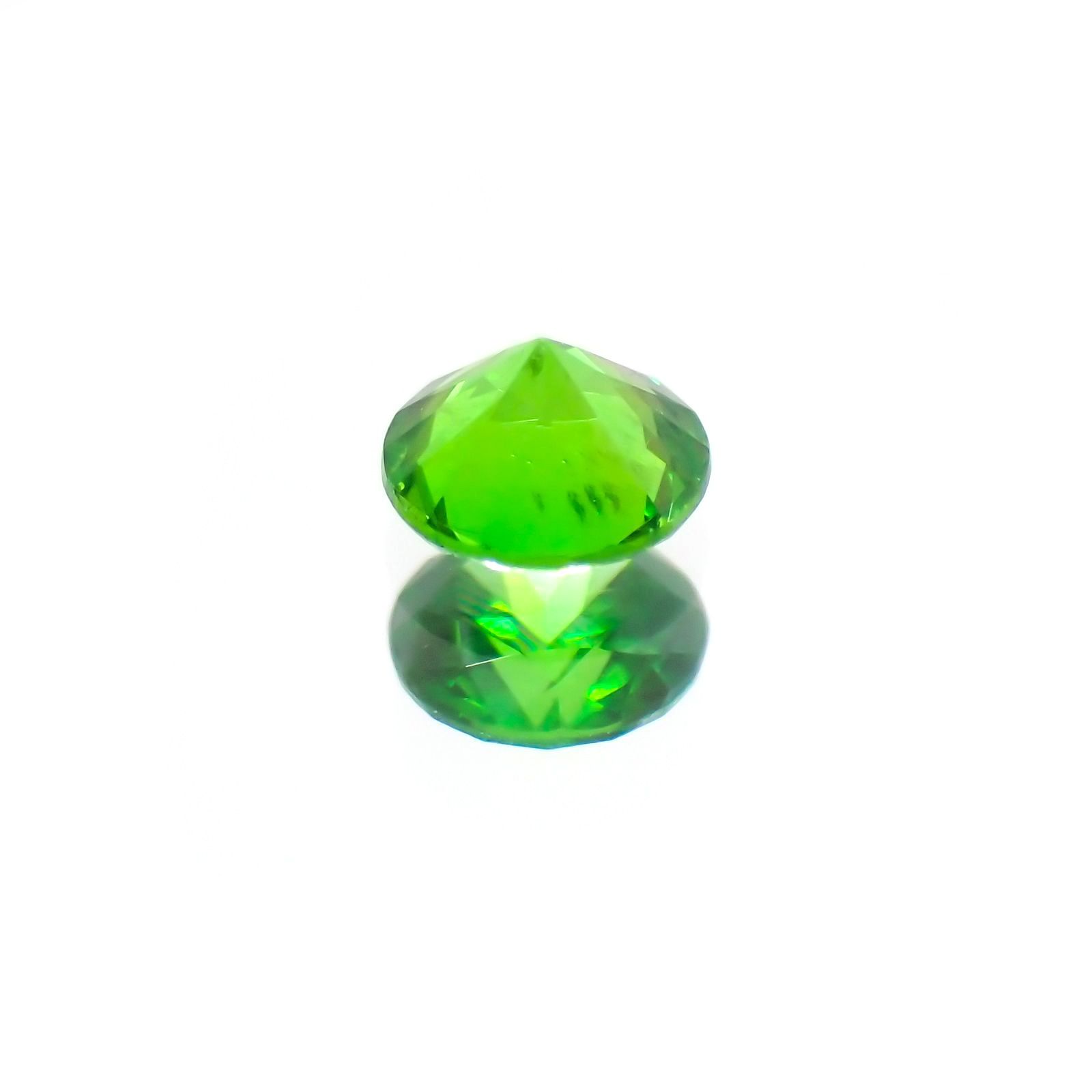 デマントイドガーネット(宝石名デマントイド・ガーネット)  ロシア産 0.144ct ソ付(彩珠)[210410507]3.1×3.1mm前後