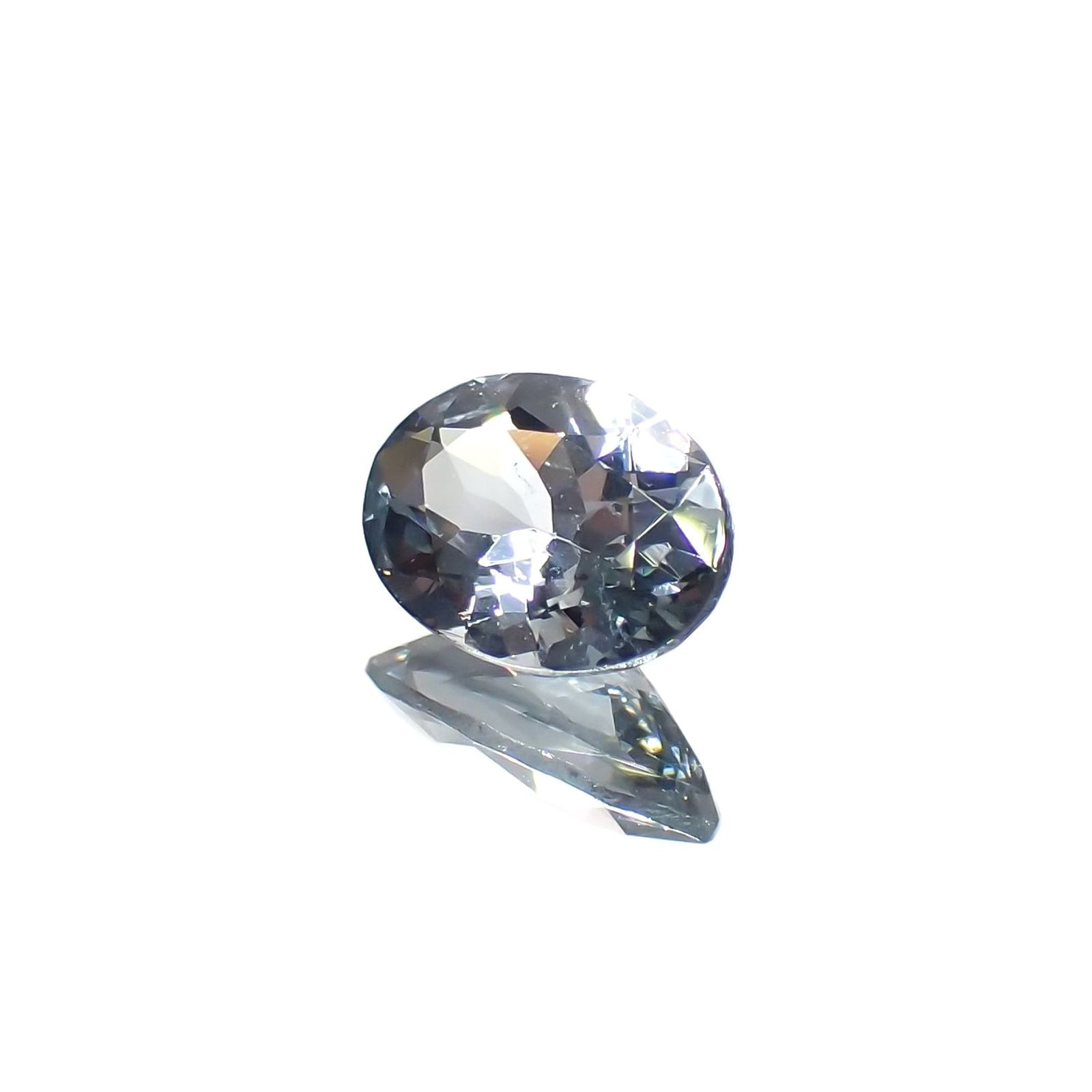 グレースピネル タンザニア産 0.74ct / 6.7x5mm前後 [251021552]