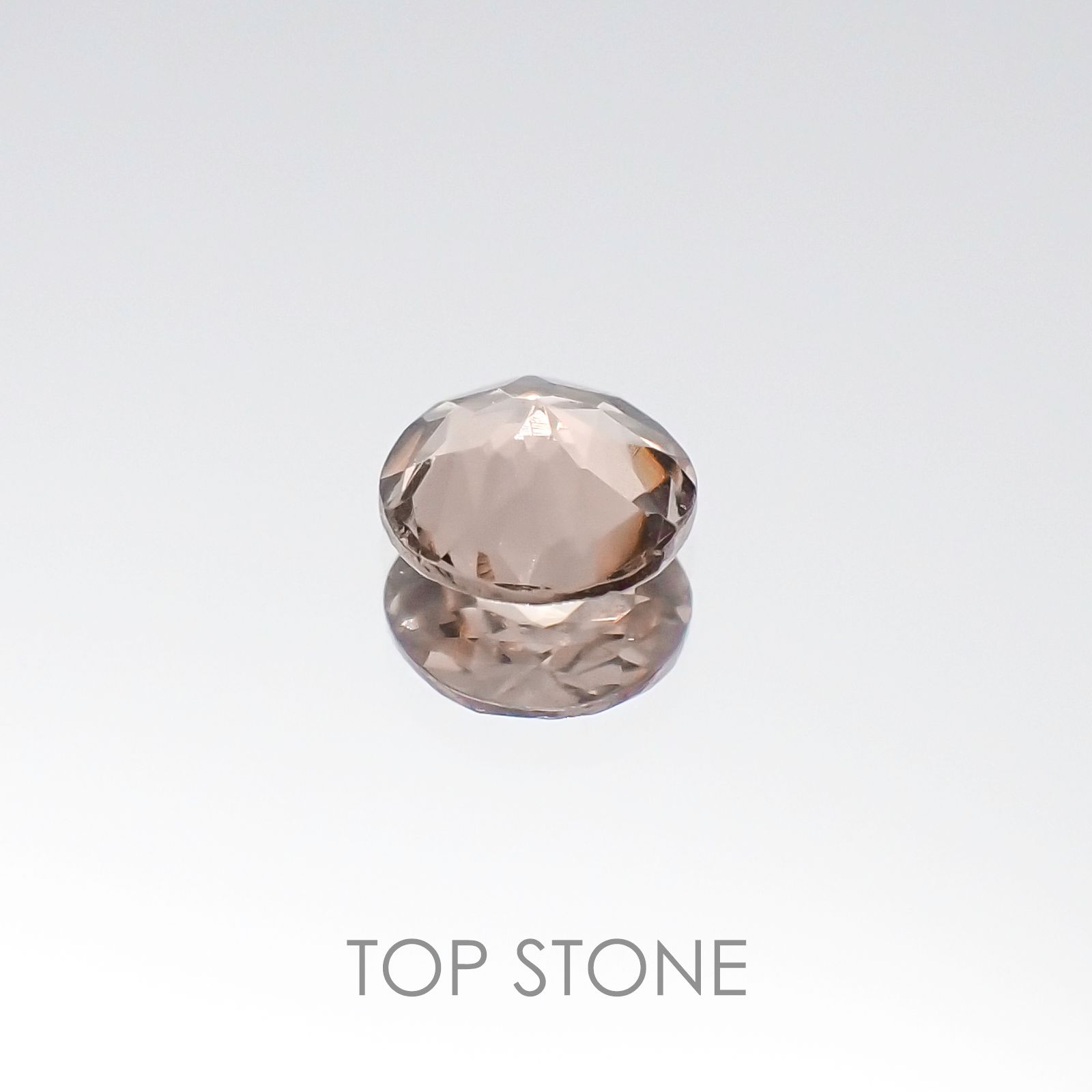 カラーチェンジマラヤガーネット タンザニア産 ルース 0.52ct[20096097]5×5mm前後