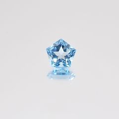 <ランダムセレクト1個販売> ◇ペンタゴンカット◇スイスブルートパーズSA(宝石名ブルー・トパーズ) ブラジル産 0.55ct前後 識別済[210310174]5×5.2mm前後