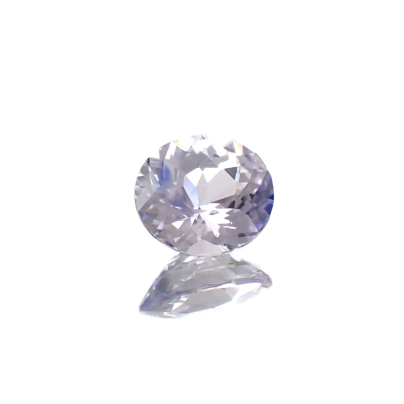 アイスラベンダーサファイア(宝石名サファイア)スリランカ/マダガスカル産 0.72ct 識別済[250817480]6x5.3mm前後