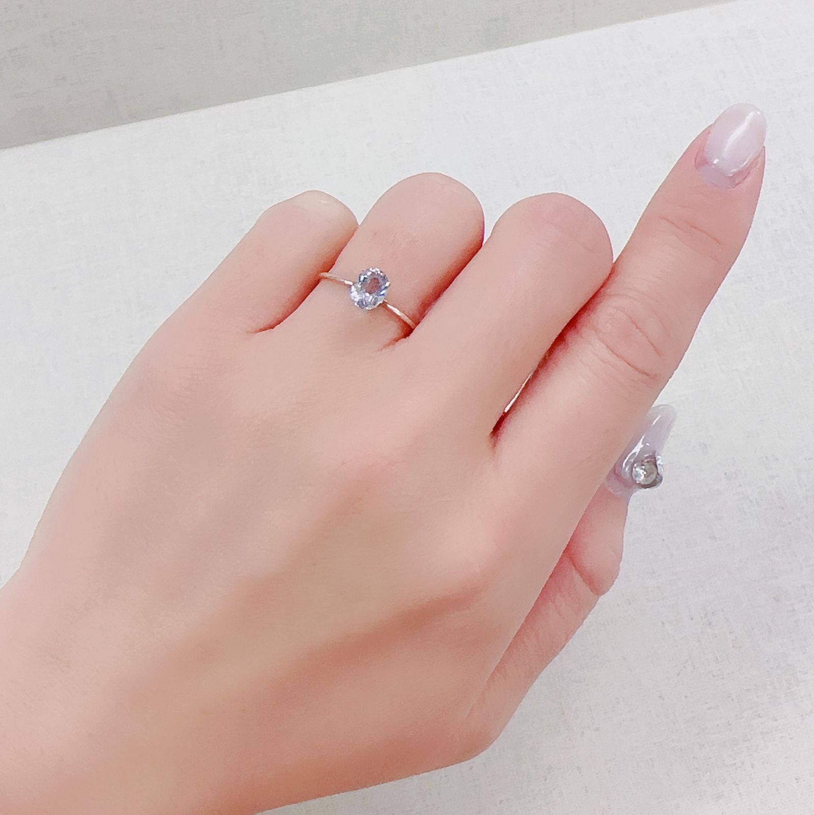 マリアライト フルオレッセンス(宝石名スキャポライト)スリランカ産 0.65ct 識別済[230421675]6.5x5mm前後