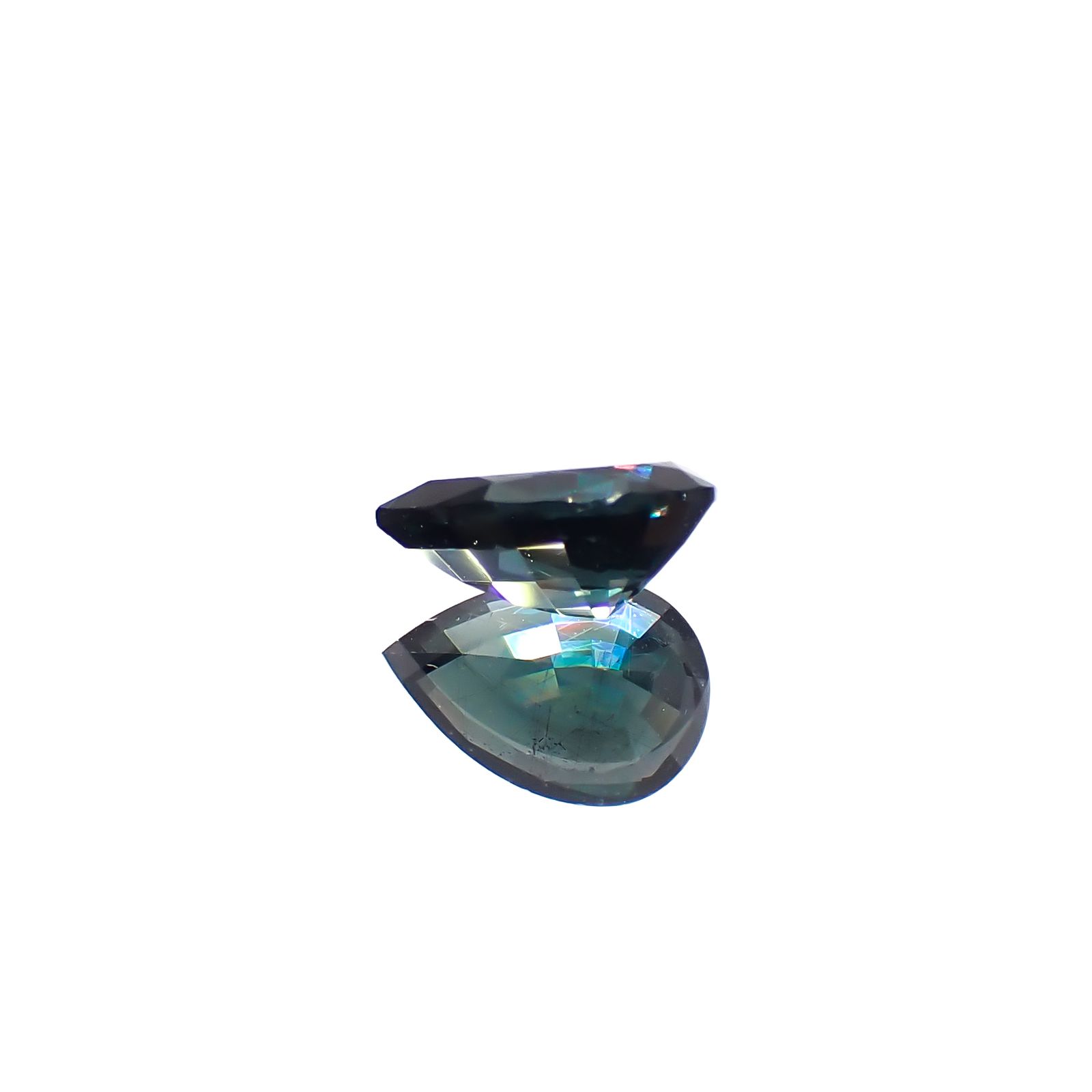 ベキリーブルーガーネット（カラーチェンジガーネット アレキタイプ） マダガスカル・ベキリー産 0.58ct [241029380]6.3x4.3mm前後