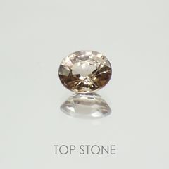 カラーチェンジマラヤガーネット(宝石名ガーネット) タンザニア産 0.57ct 識別済[21029646]5.3×4.5mm前後