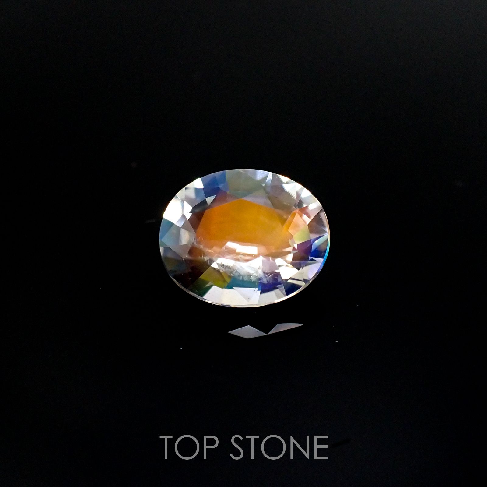 レインボームーンストーン(アンデシンラブラドライト) マダガスカル産 ルース 1.42ct[210410403]8.4×6.9mm前後