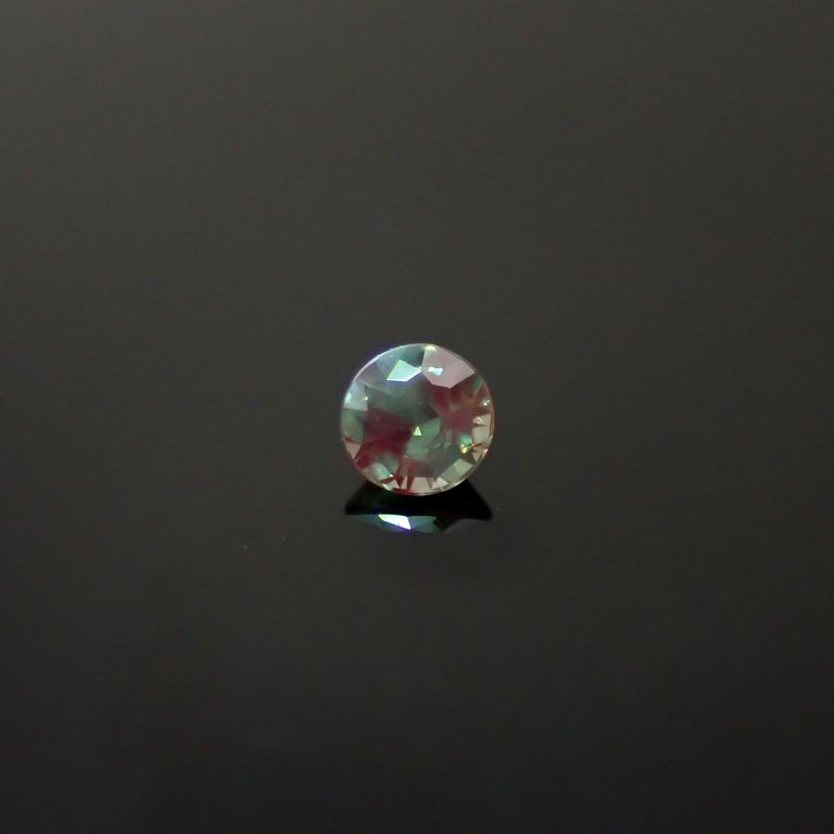 長波365(ライト)の照射で蛍光