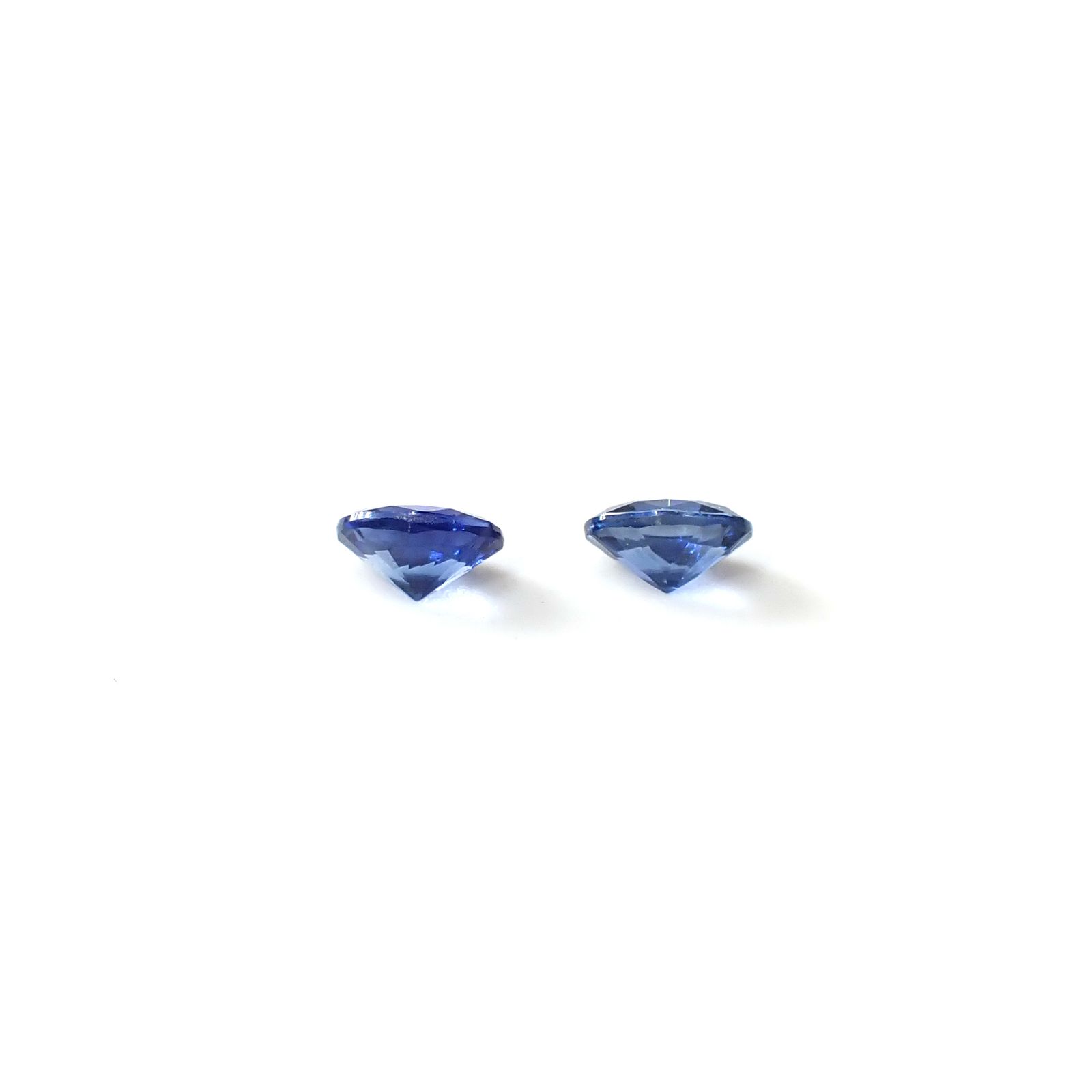 ◇ペアセット◇サファイア スリランカ/マダガスカル産 0.43ct(2pcs合計) [250830992]4x3.1mm前後