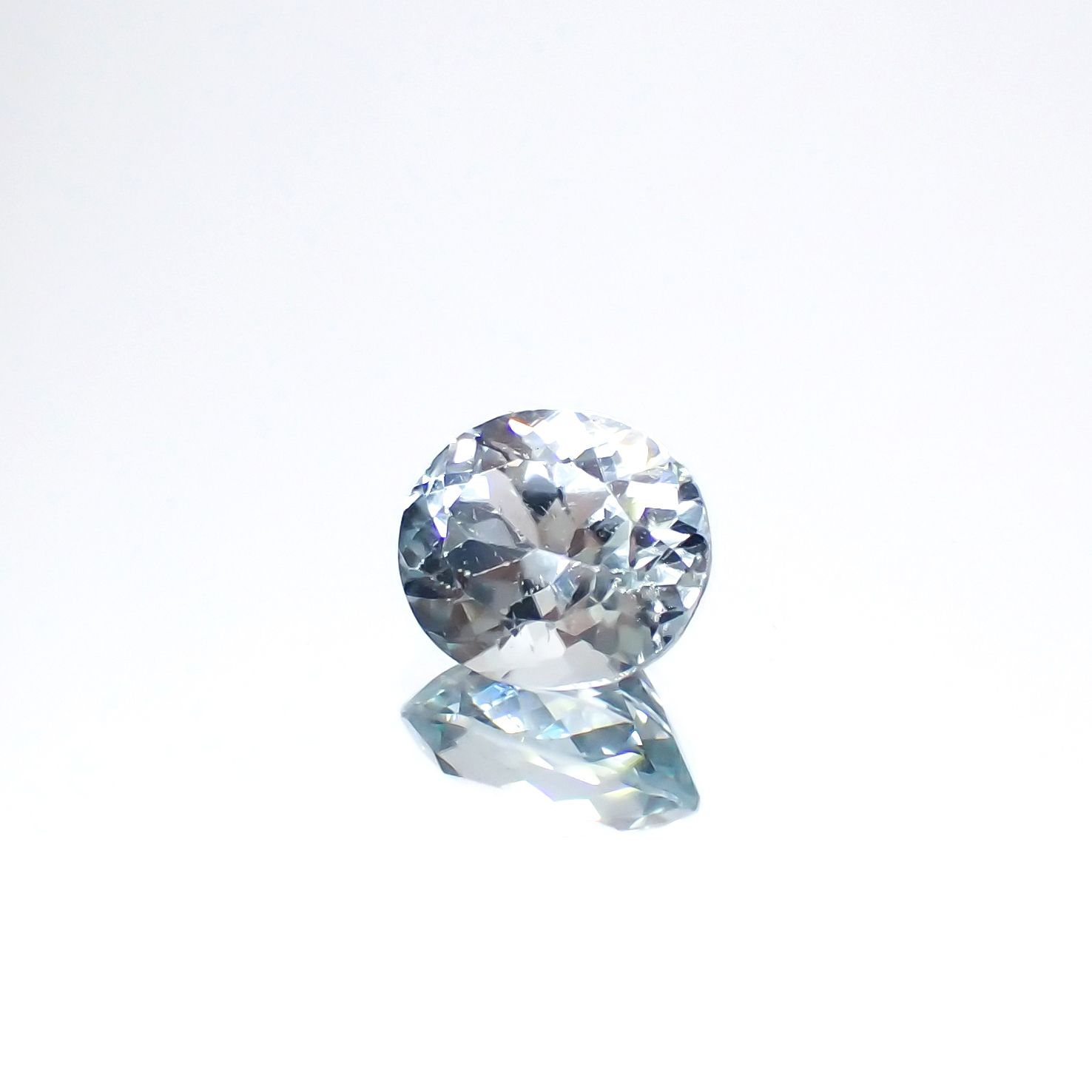 モンテブラサイト(宝石名モンテブラサイト)マダガスカル産 1.39ct 識別済[240125403]7.4x6.5mm前後