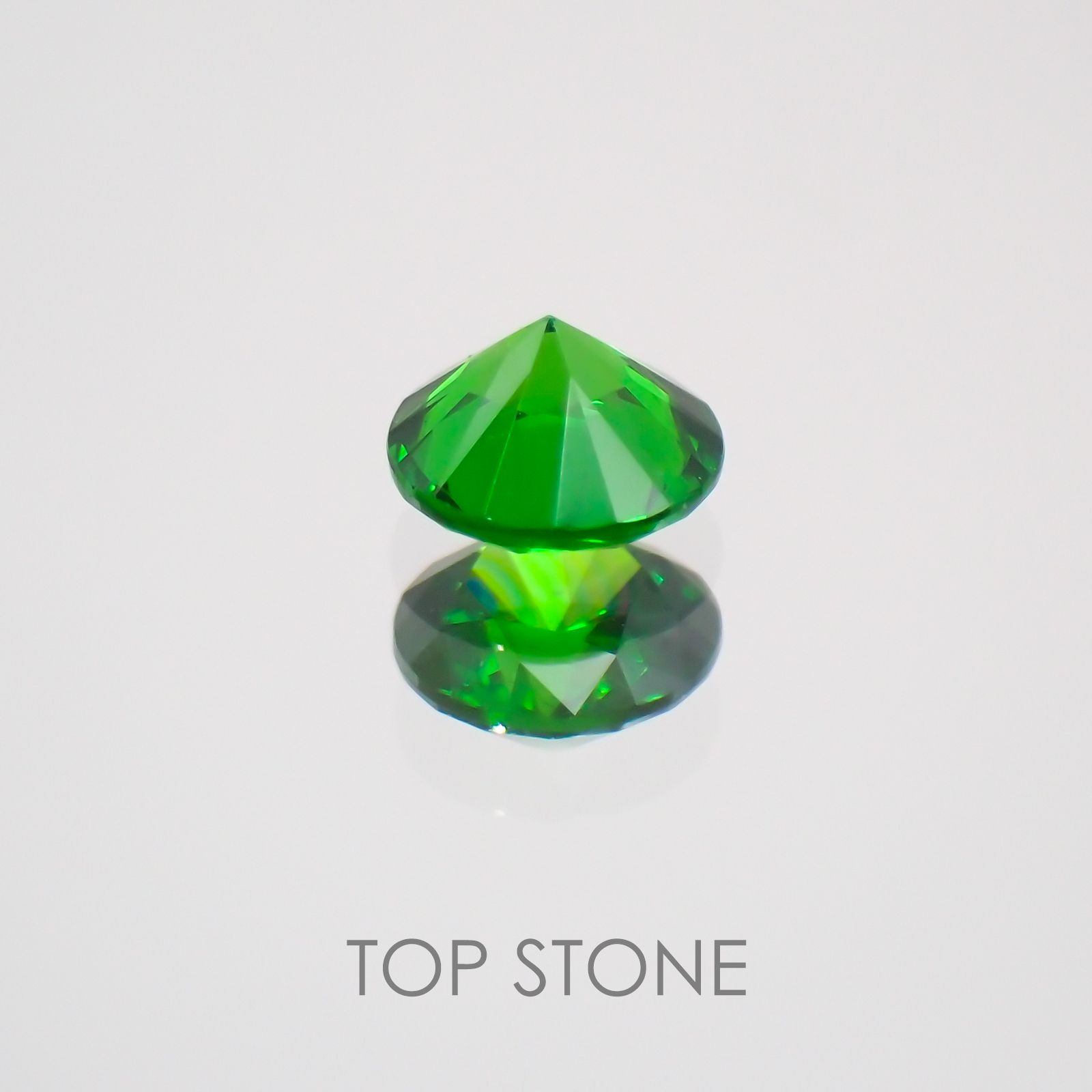 デマントイドガーネット(宝石名デマントイド・ガーネット)  ロシア産 0.173ct ソ付(彩珠)[210410512]3.3×3.3mm前後