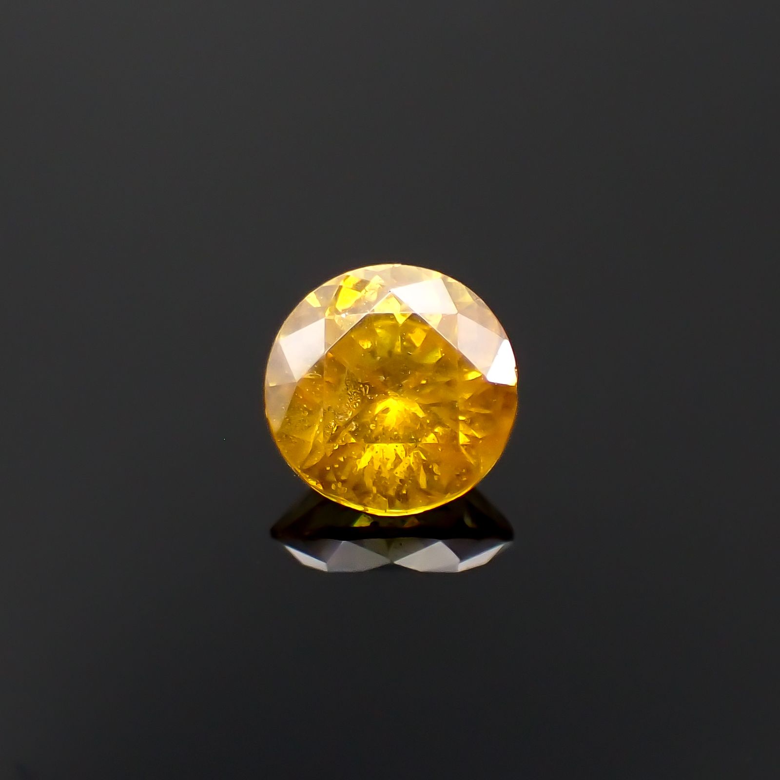 スファレライト スペイン産 0.91ct[230722753]5.8x5.8mm前後