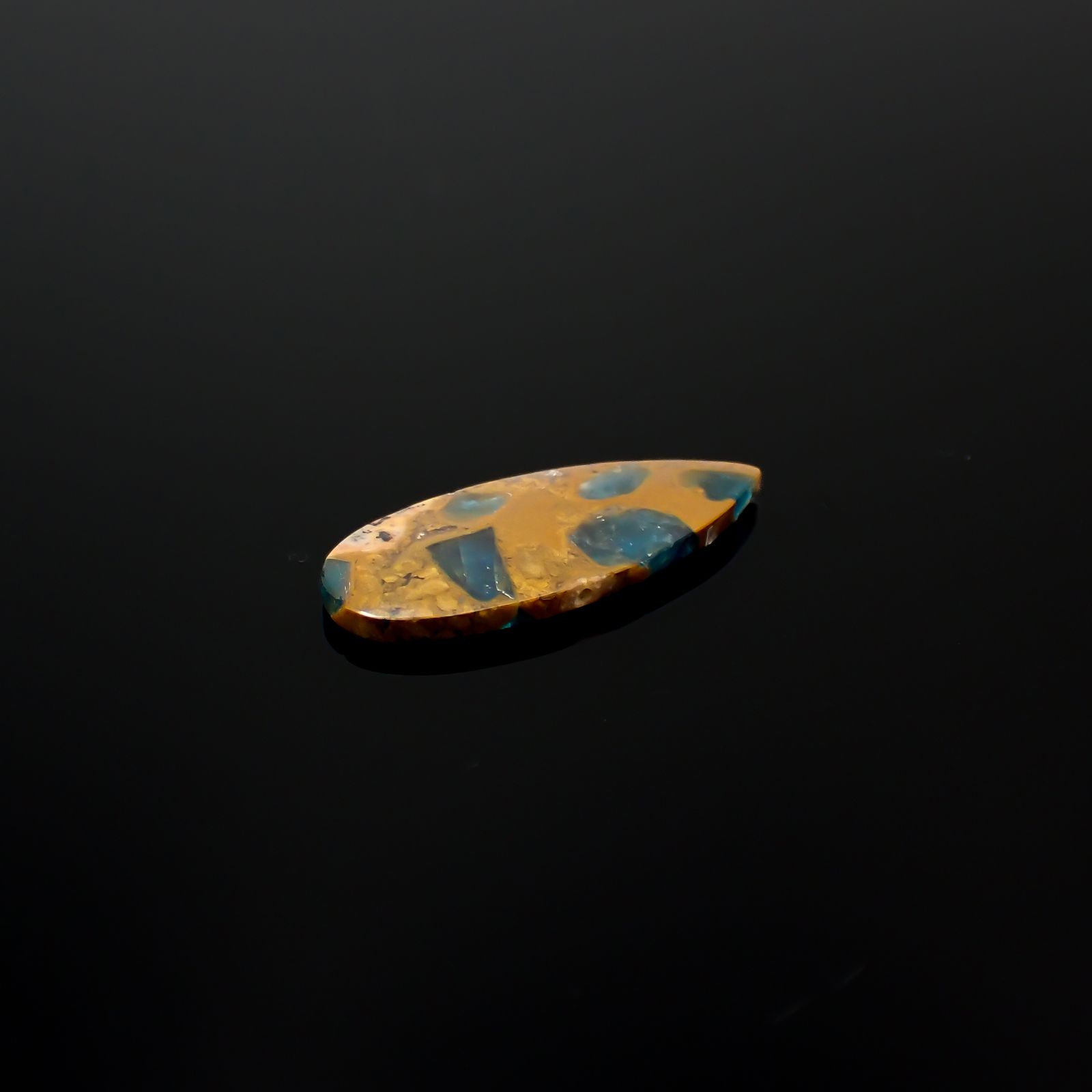 アパタイトインジャスパー ブラジル産 6.85ct[240326853]27.3x11.7mm前後