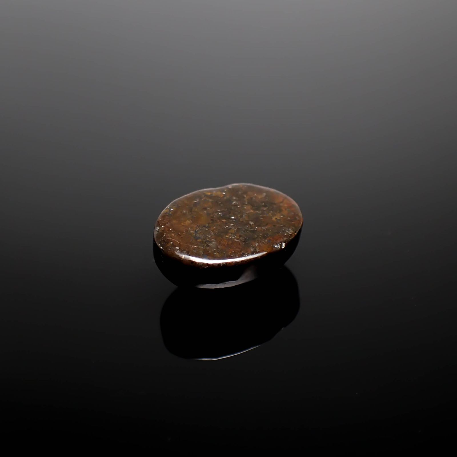 コンドライト隕石 発見地：アフリカ・サハラ砂漠 18.96ct [241029328]18.2x13.1mm前後