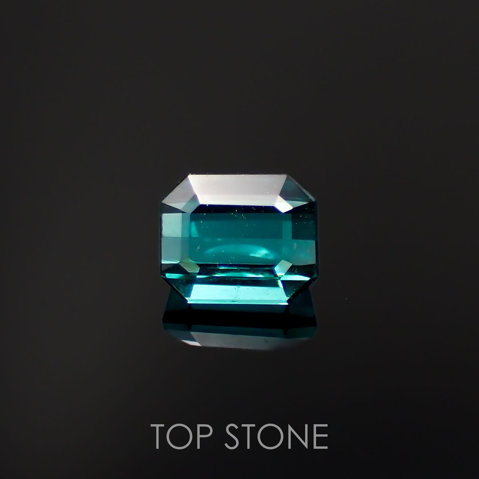 ブルートルマリン(宝石名トルマリン)アフガニスタン産 0.79ct 識別済[221219474]5.5x4.5mm前後