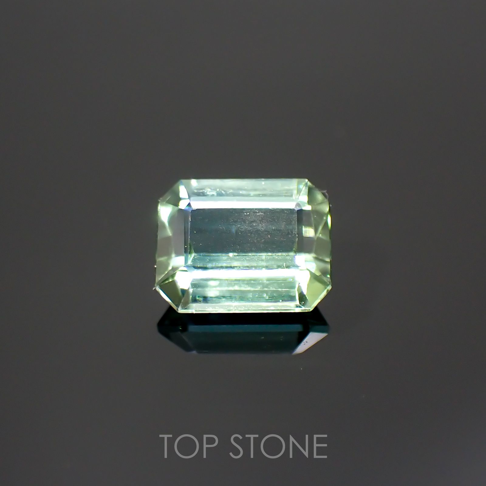 グリーントルマリン アフガニスタン産 0.86ct [220114109]6.4x5mm前後