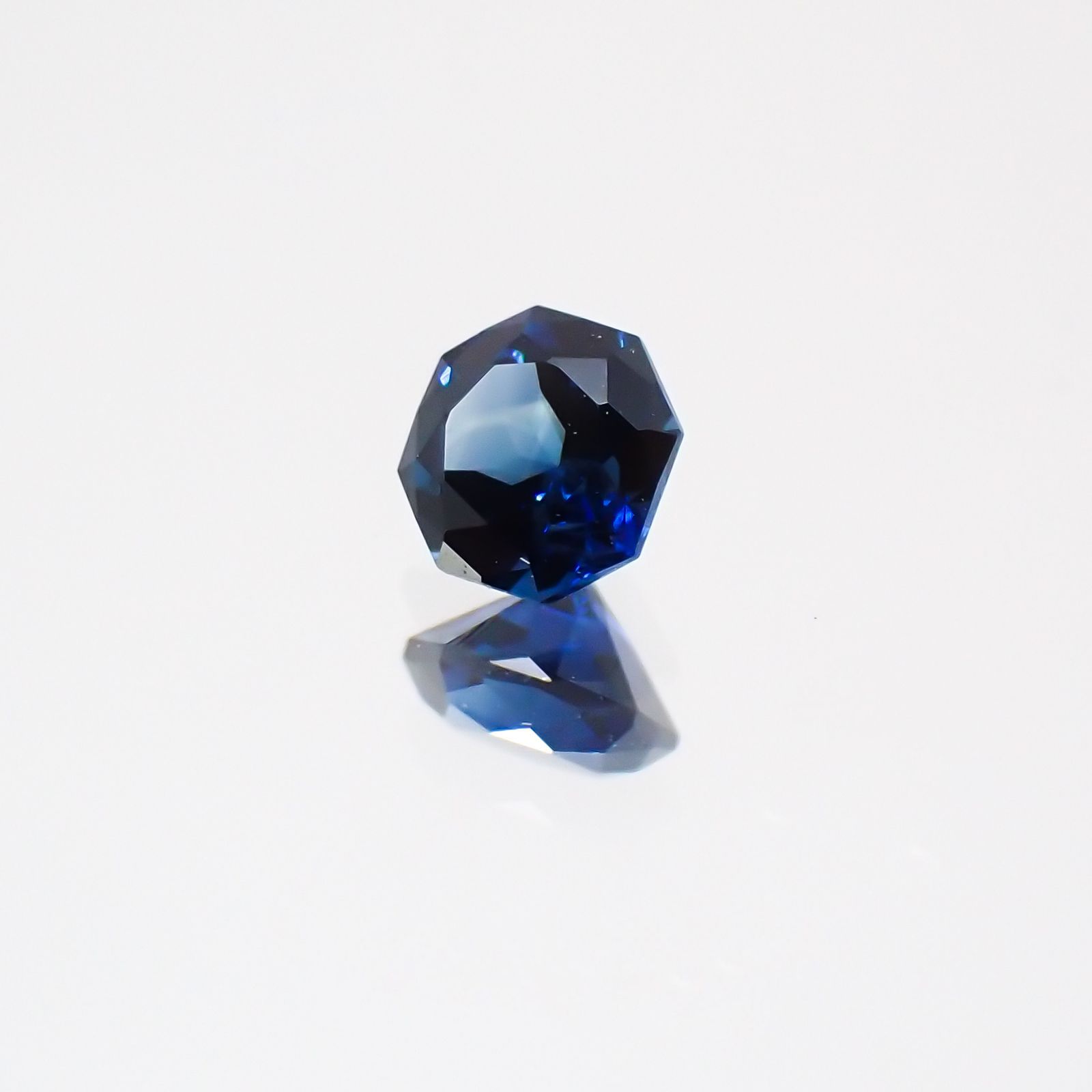 ◇オクタゴンカット◇サファイアSA マダガスカル産 ルース 0.19ct[21049061]3.2×3.1mm前後