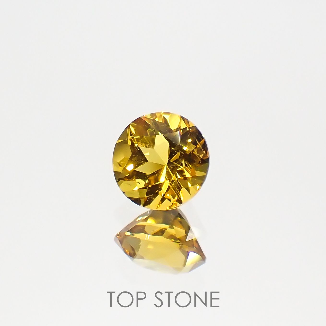 ゴールデンベリル(宝石名ゴールデン・ベリル)ブラジル産 0.47ct 識別済[220115419]5x5mm前後