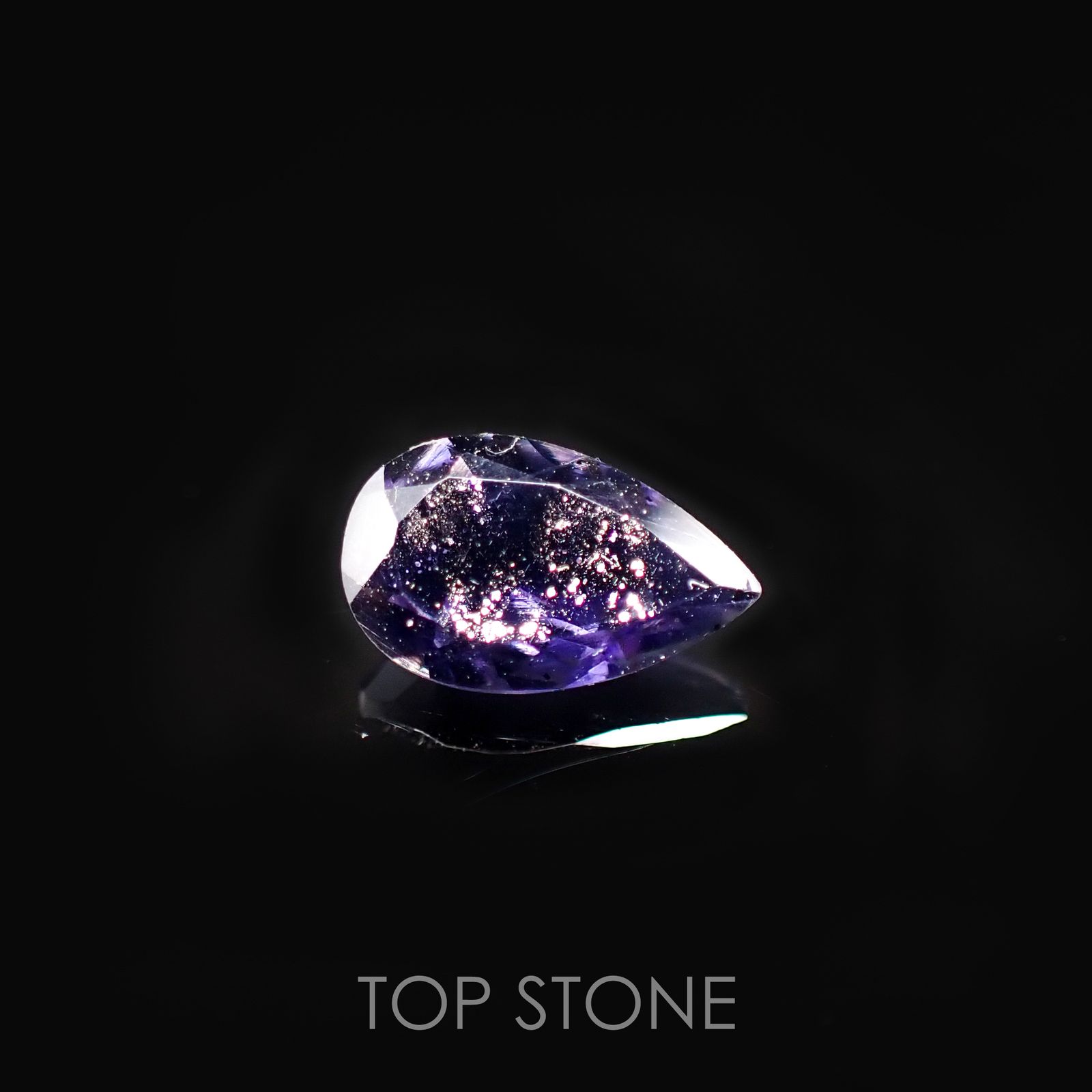 アイオライトサンストーン インド・ブラジル産 ルース 0.7ct[210611102]8.1×5.1mm前後