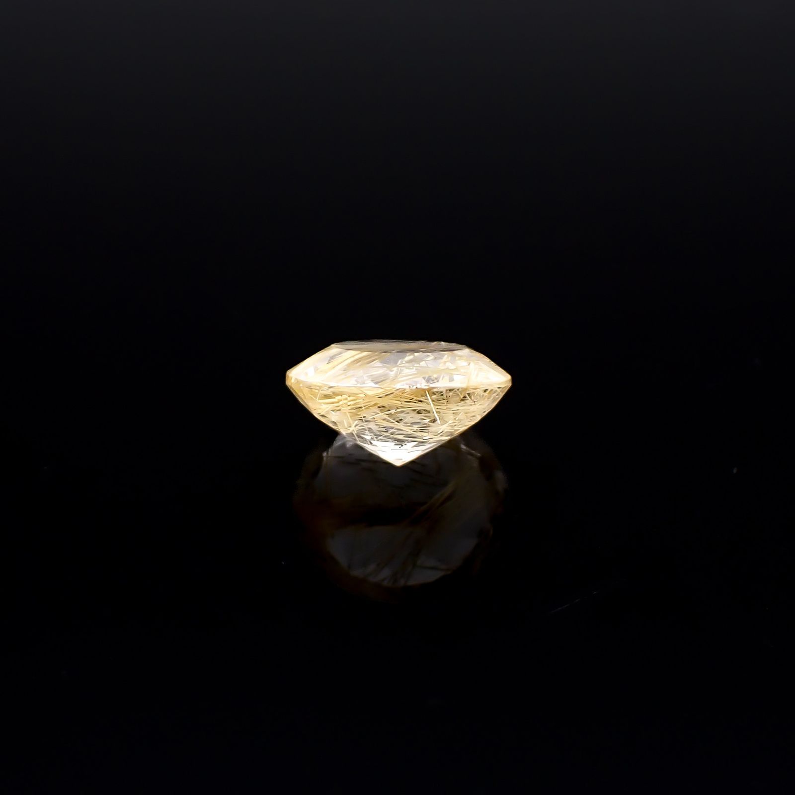 ルチルクォーツ ブラジル産 3.58ct / 10.6x10.7mm前後 [260732407]