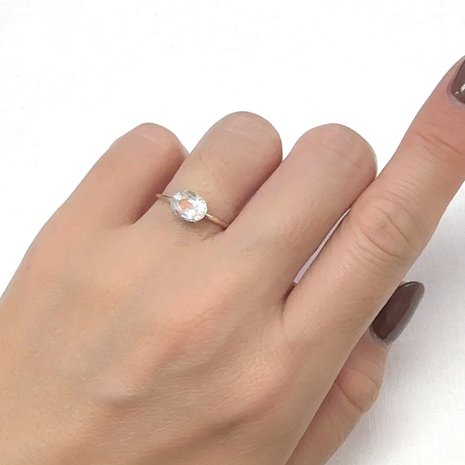 レインボームーンストーン マダガスカル産 1.12ct[240928968]7.5x5.8mm前後