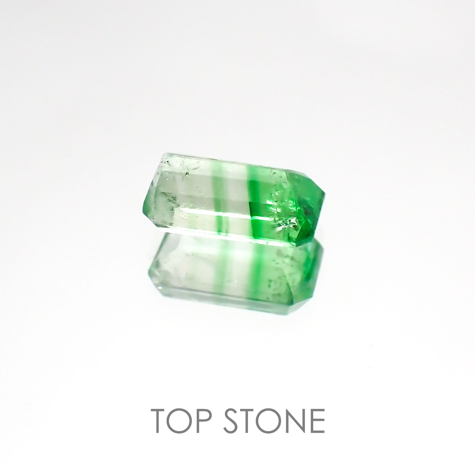 バイカラーツァボライト タンザニア産 ルース 1.28ct[20128488]7.6×4.5mm前後