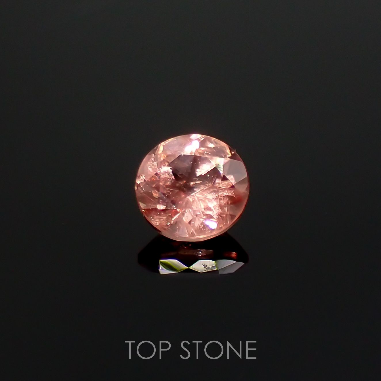 ロードクロサイト(宝石名ロードクロサイト)アメリカ・コロラド州スイートホームマイン(鉱山)産 0.32ct 識別済[220616609]4.2x4.1mm前後