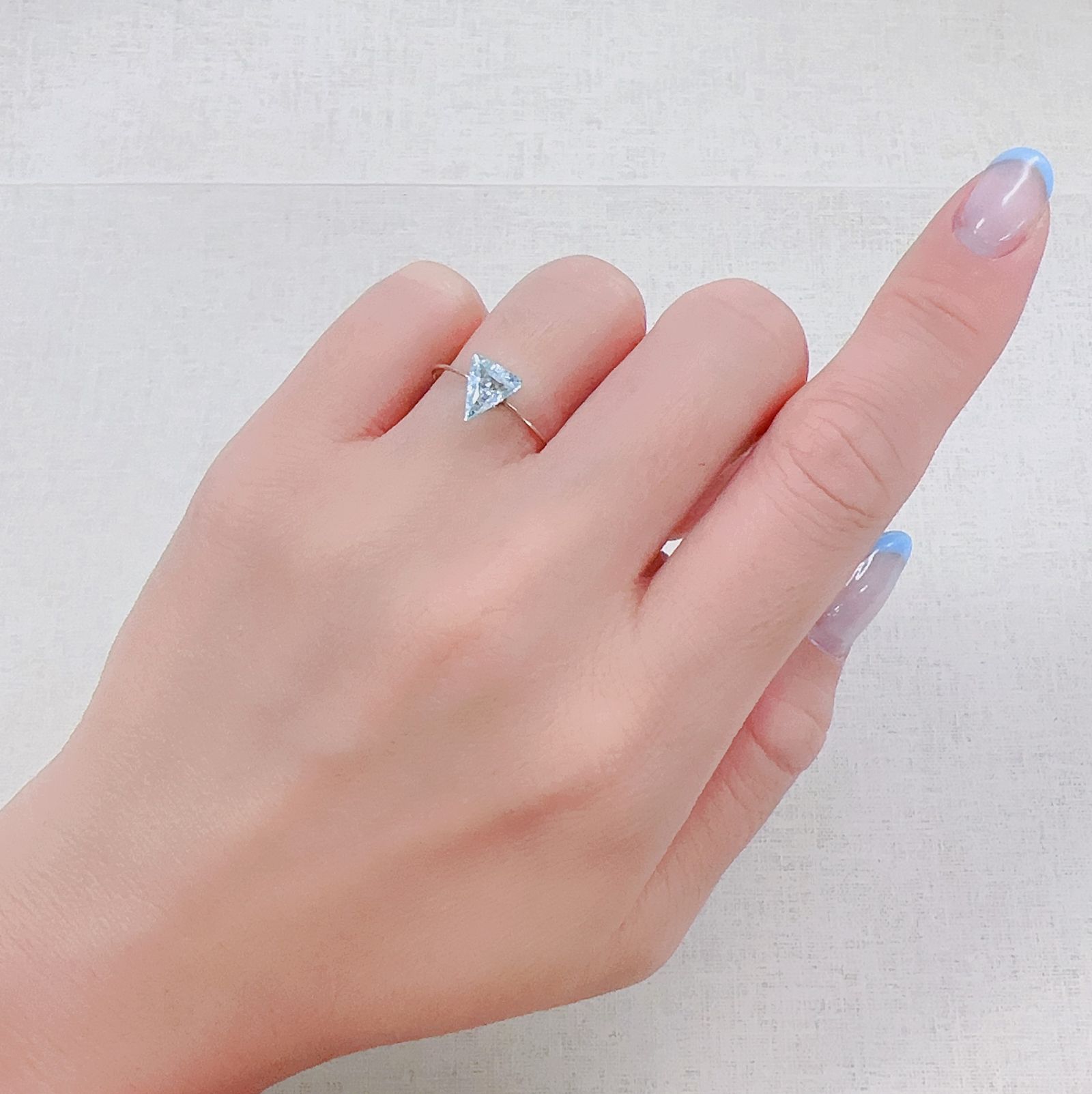 パライバトルマリン(宝石名トルマリン/別名パライバ・トルマリン)モザンビーク産 0.79ct 識別済[230522240]7.4x6.7mm前後