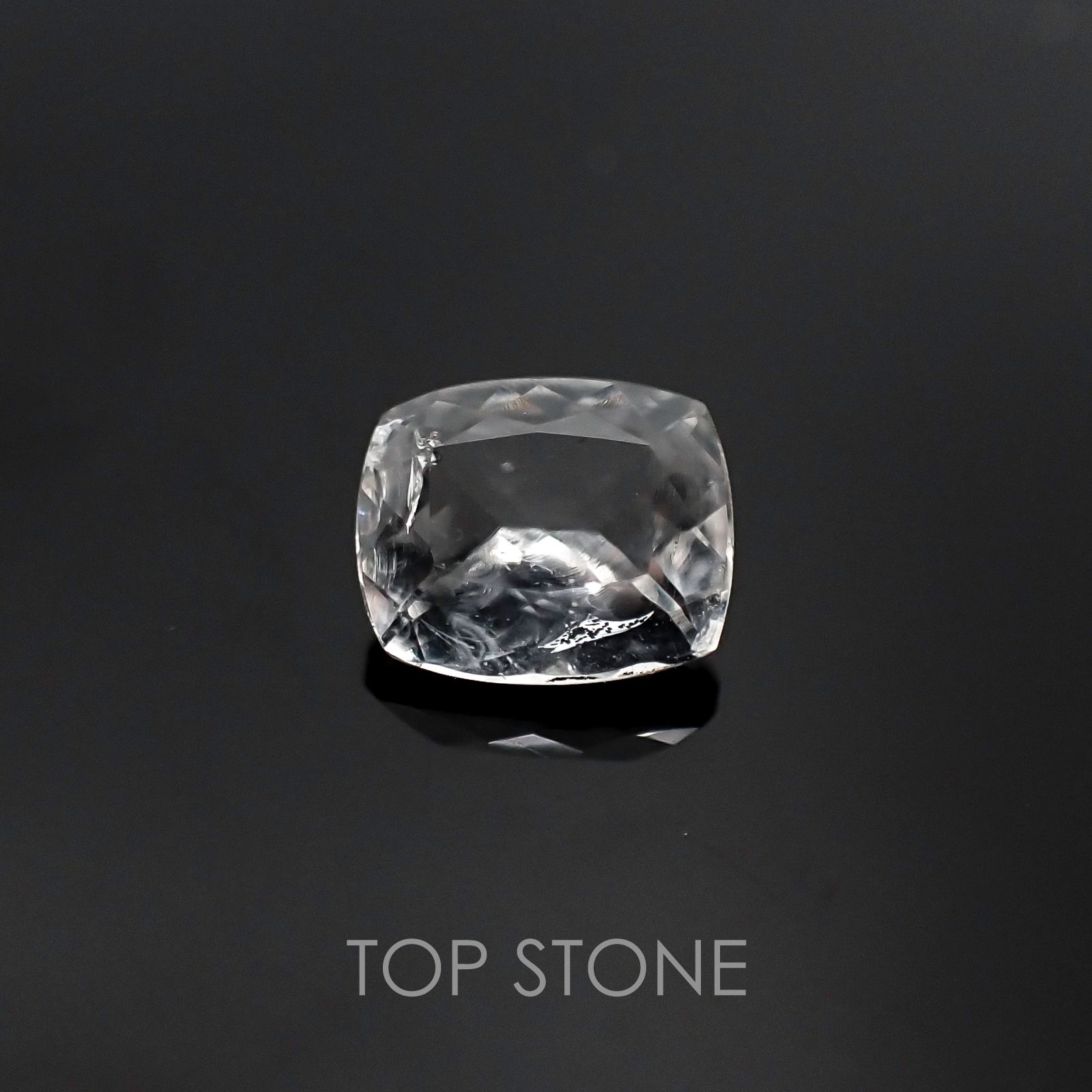 ハイアライトオパール メキシコ産 ルース 0.79ct[20106360]6.9×5.8mm前後