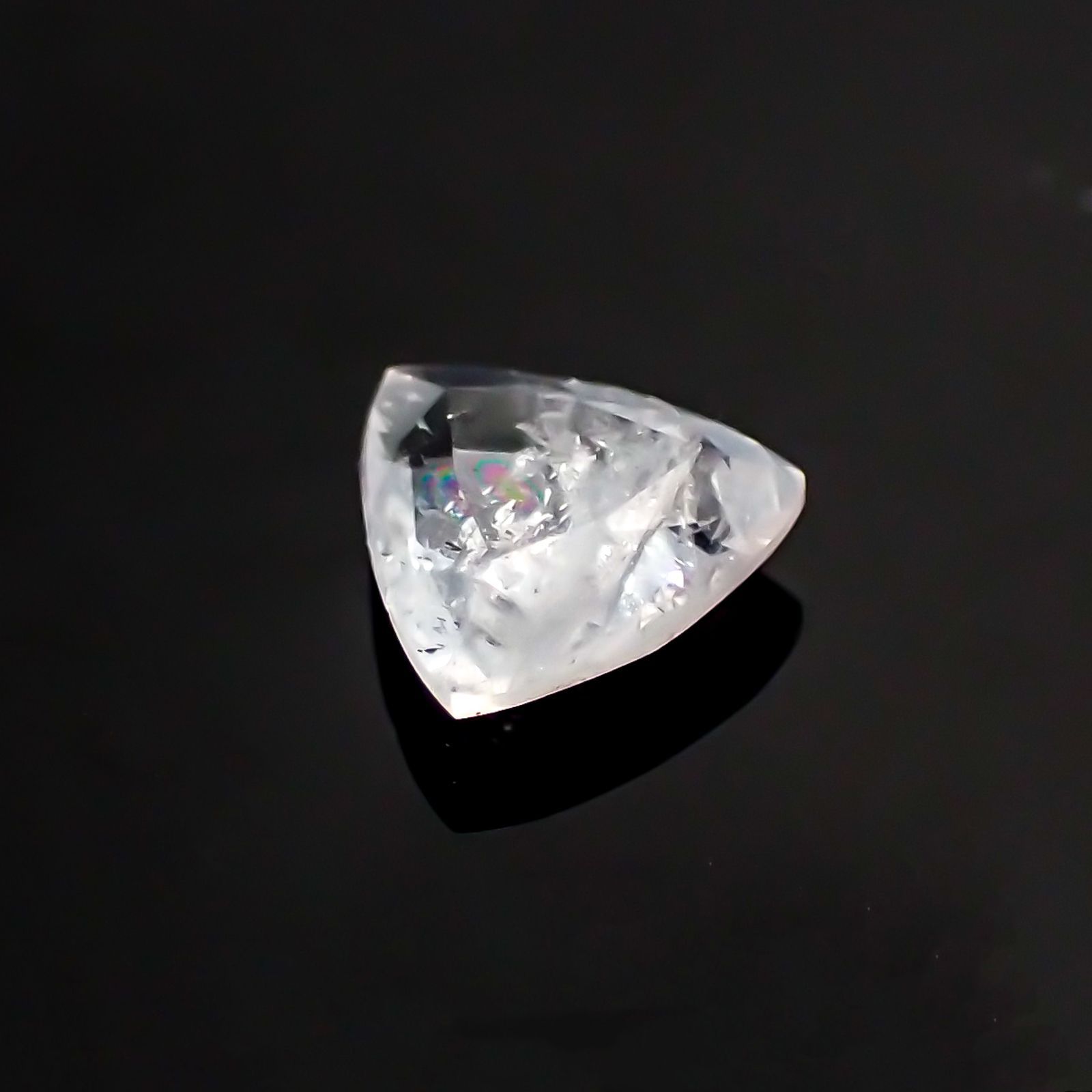 ユークレース ブラジル産 ルース 0.37ct[21038476]5×5.2mm前後