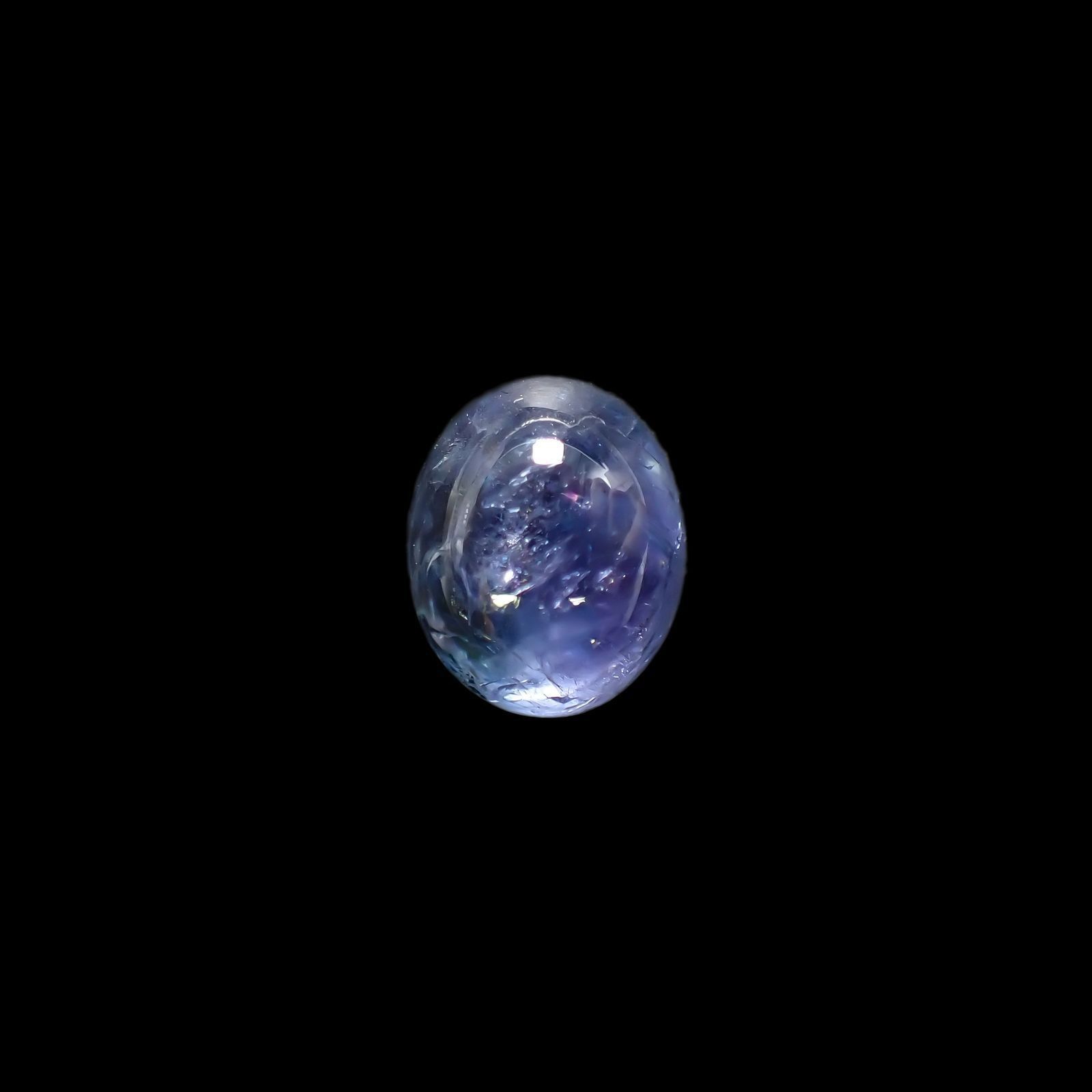 バイカラータンザナイト(宝石名バイカラー・ゾイサイト) タンザニア産 識別済 5.57ct / 11.2x9.1mm前後 [210912239]