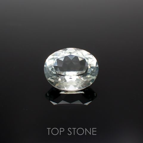 セレスタイト(宝石名セレスタイト)マダガスカル産 4.763ct ソ付(彩珠)[221018945]11x8.9mm前後