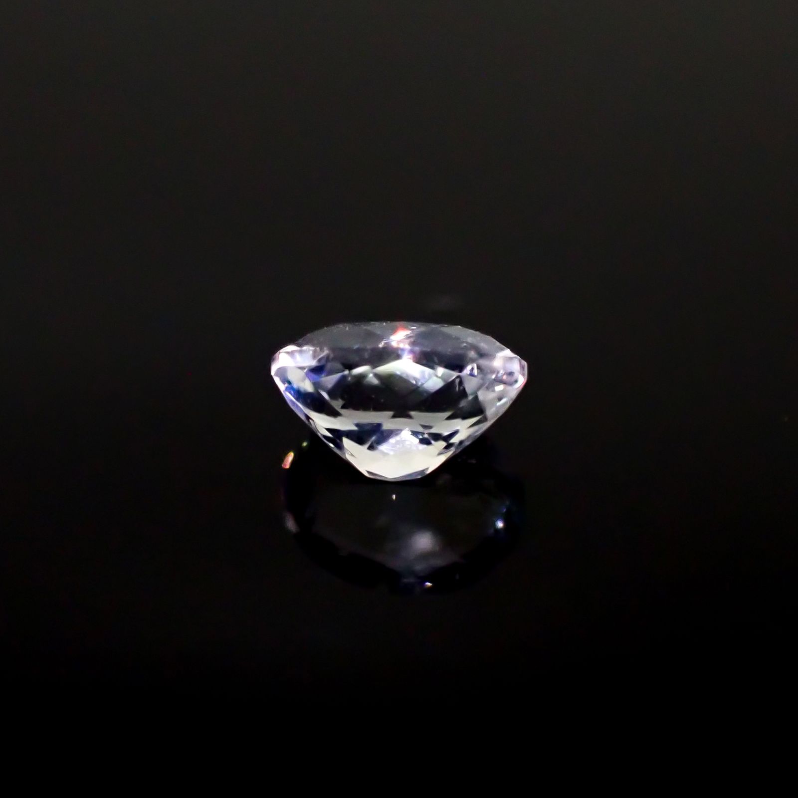 レインボームーンストーン ザンビア産 0.29ct[240828617]4.8x3.6mm前後